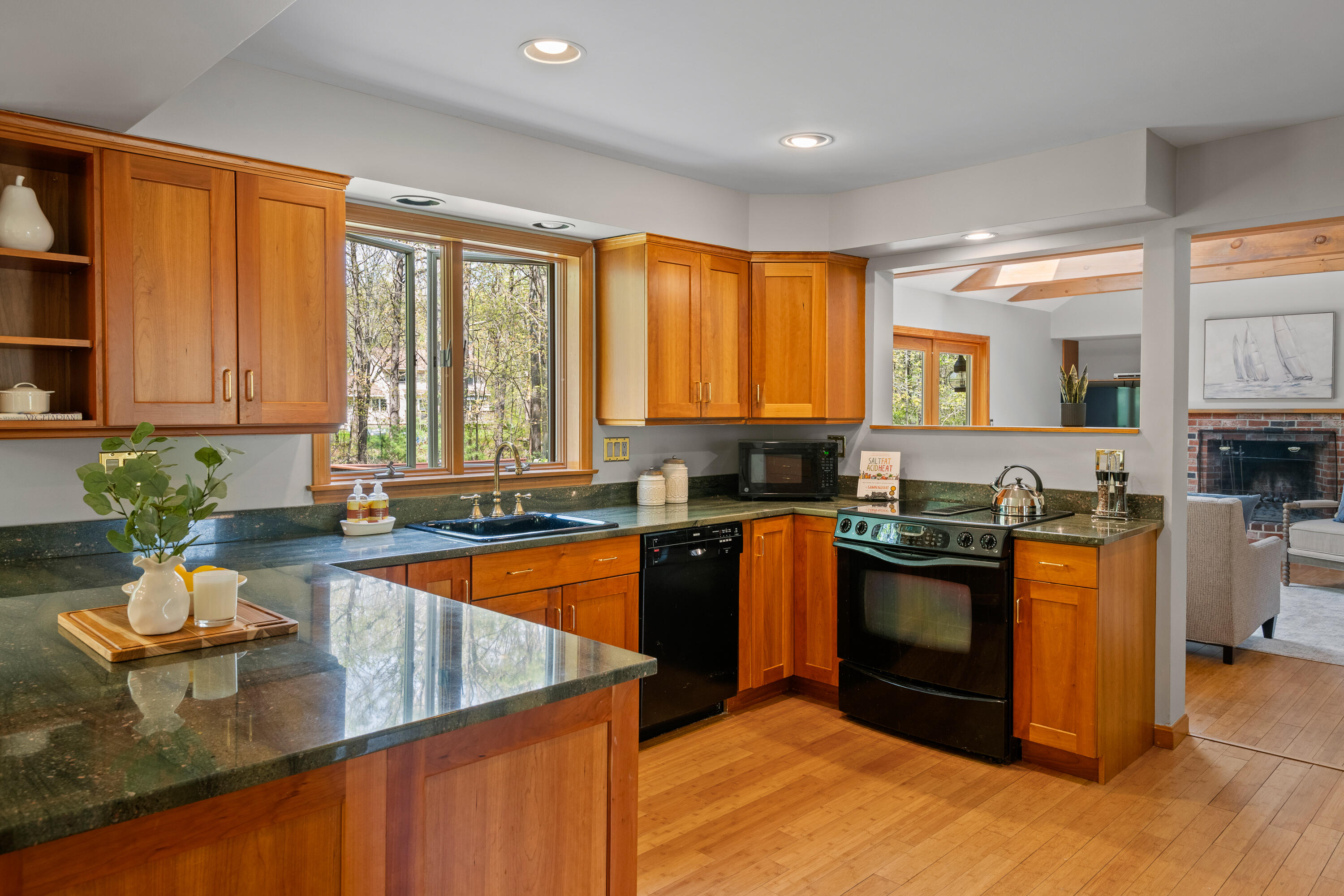 11 Sandhill Drive