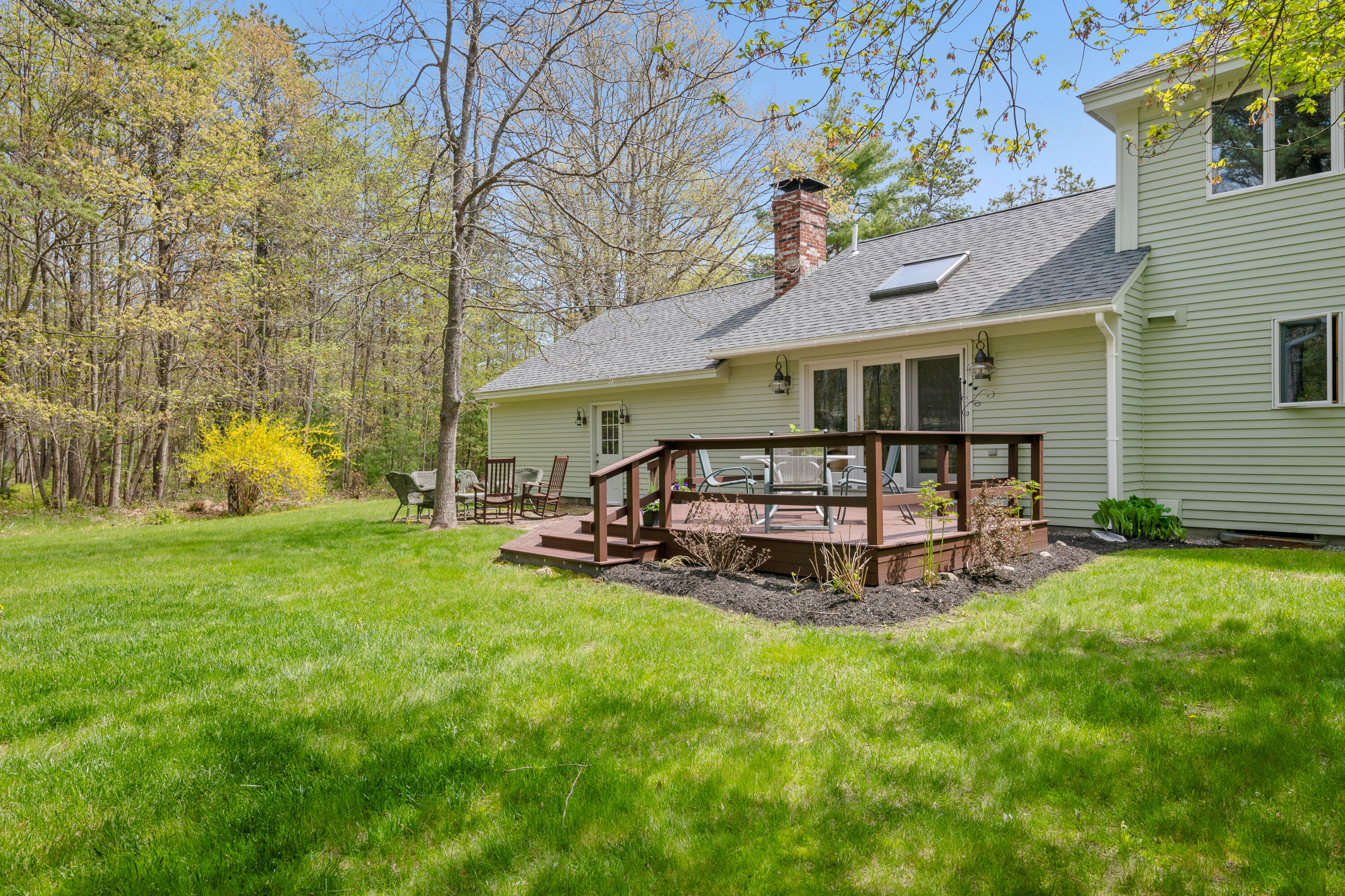 11 Sandhill Drive