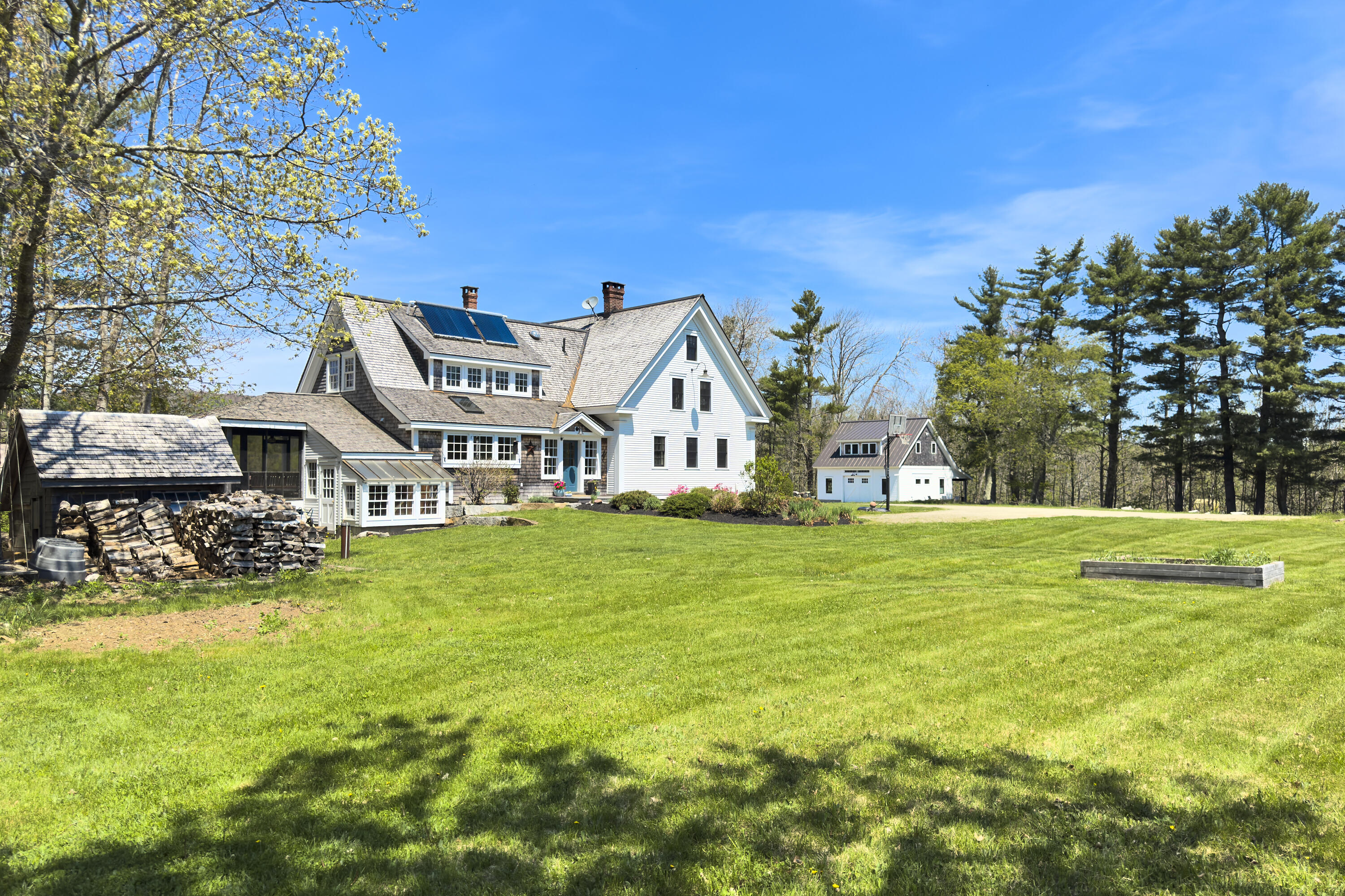 18 Salamander Road