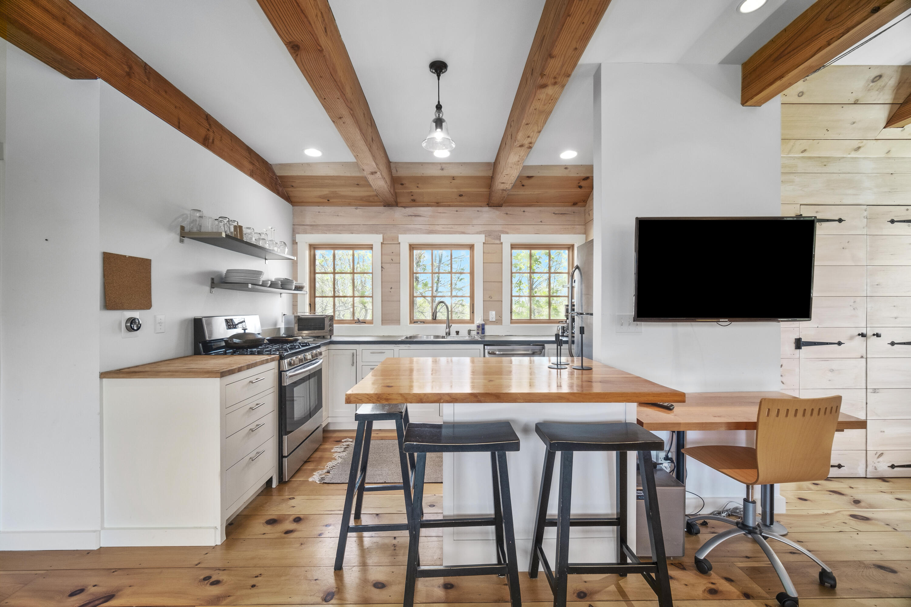 18 Salamander Road
