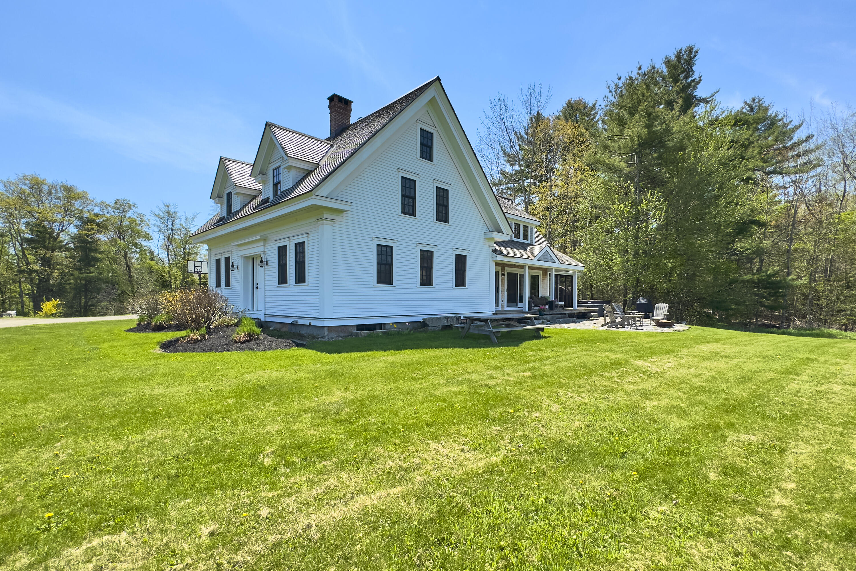 18 Salamander Road