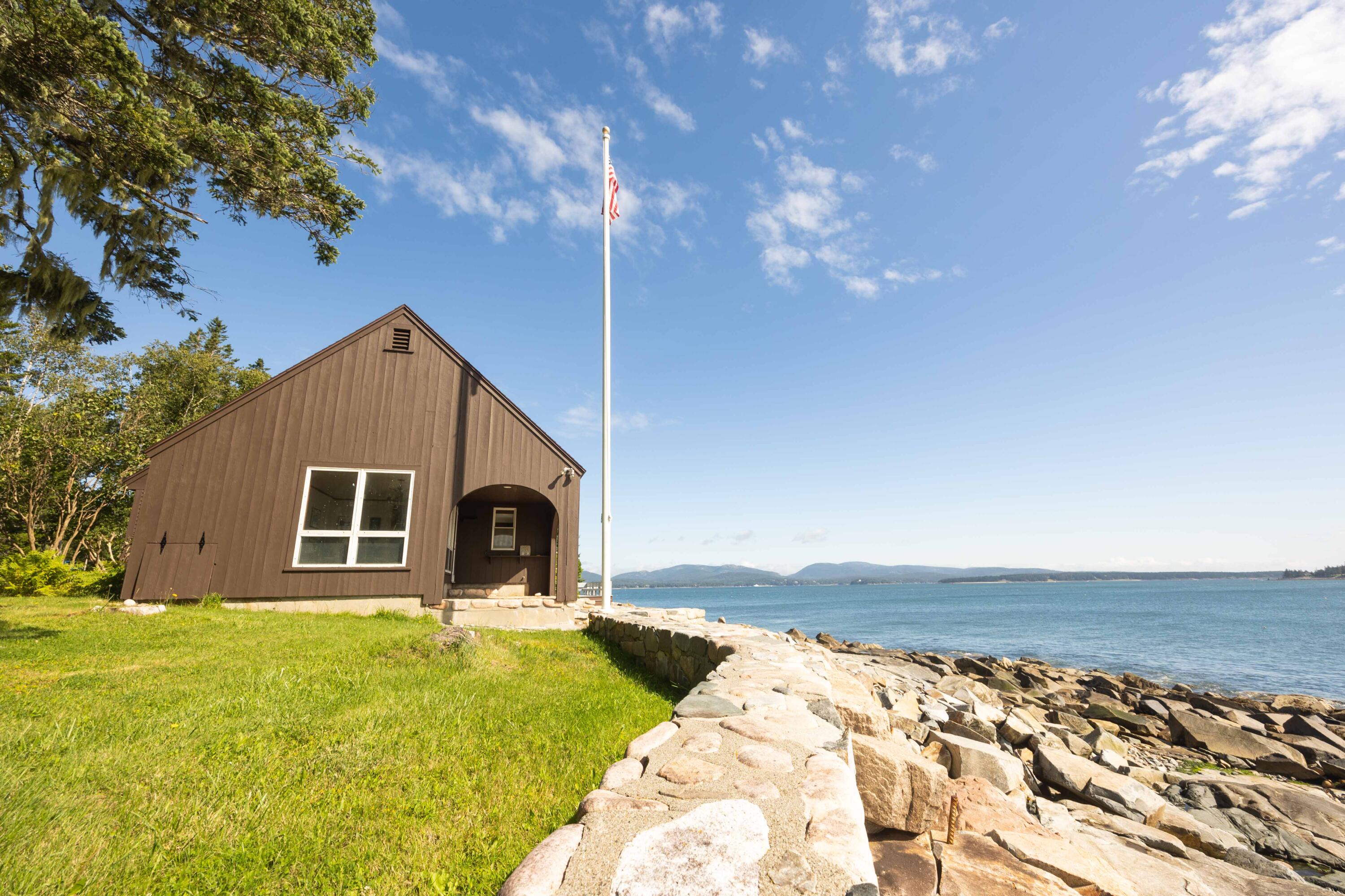 481 Seawall Road