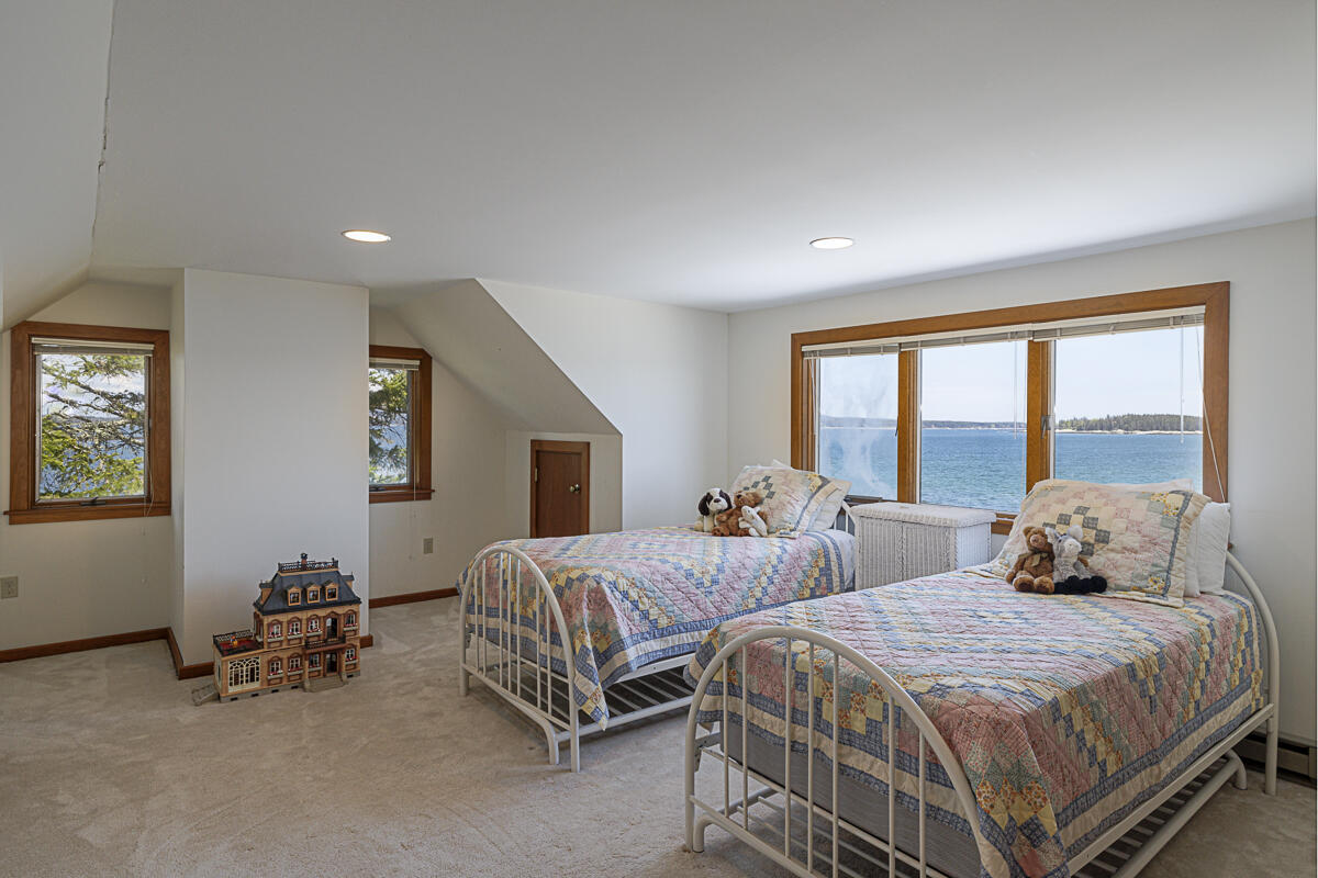 481 Seawall Road