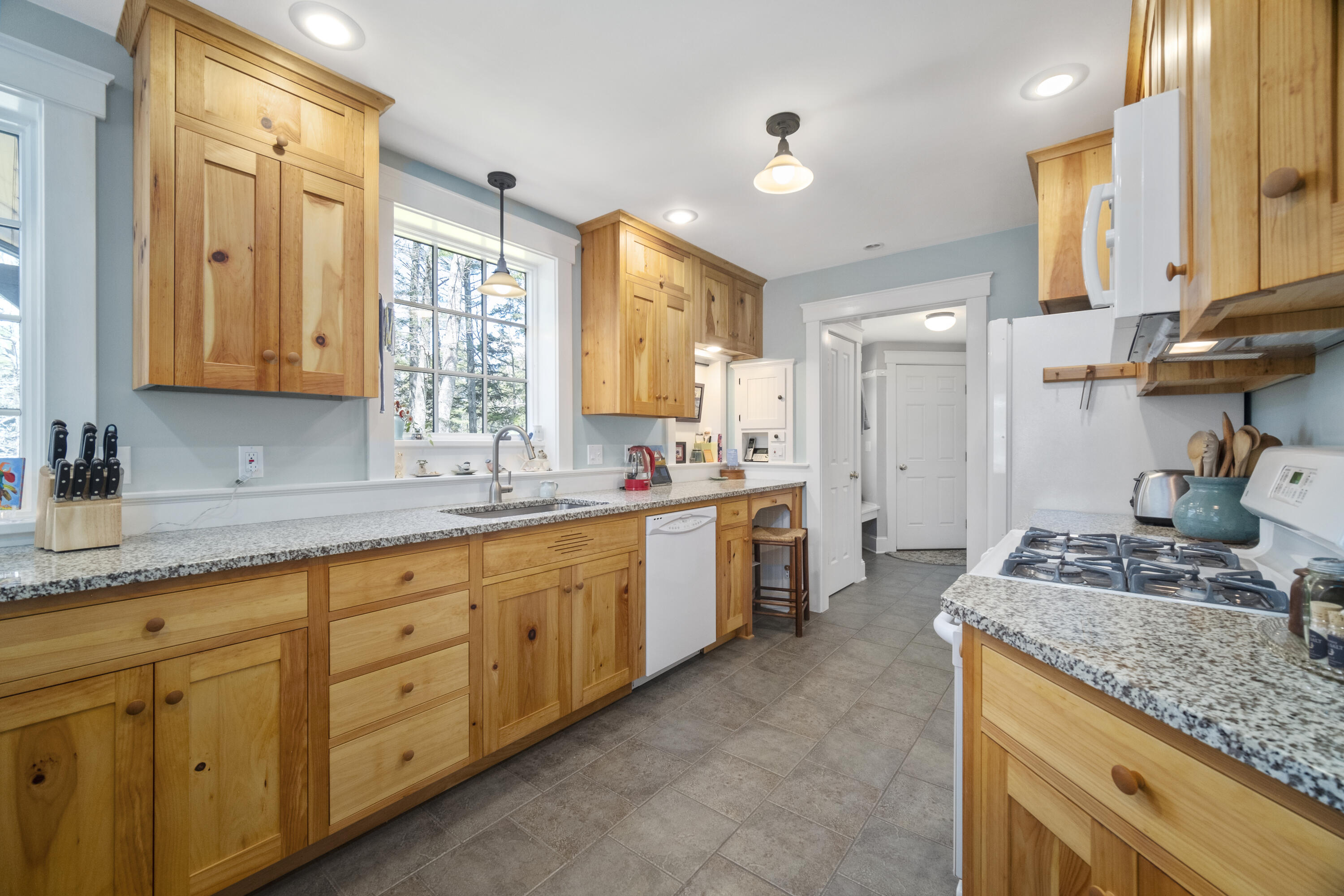 124 Lakeview & Lot 13 Lakeview Road