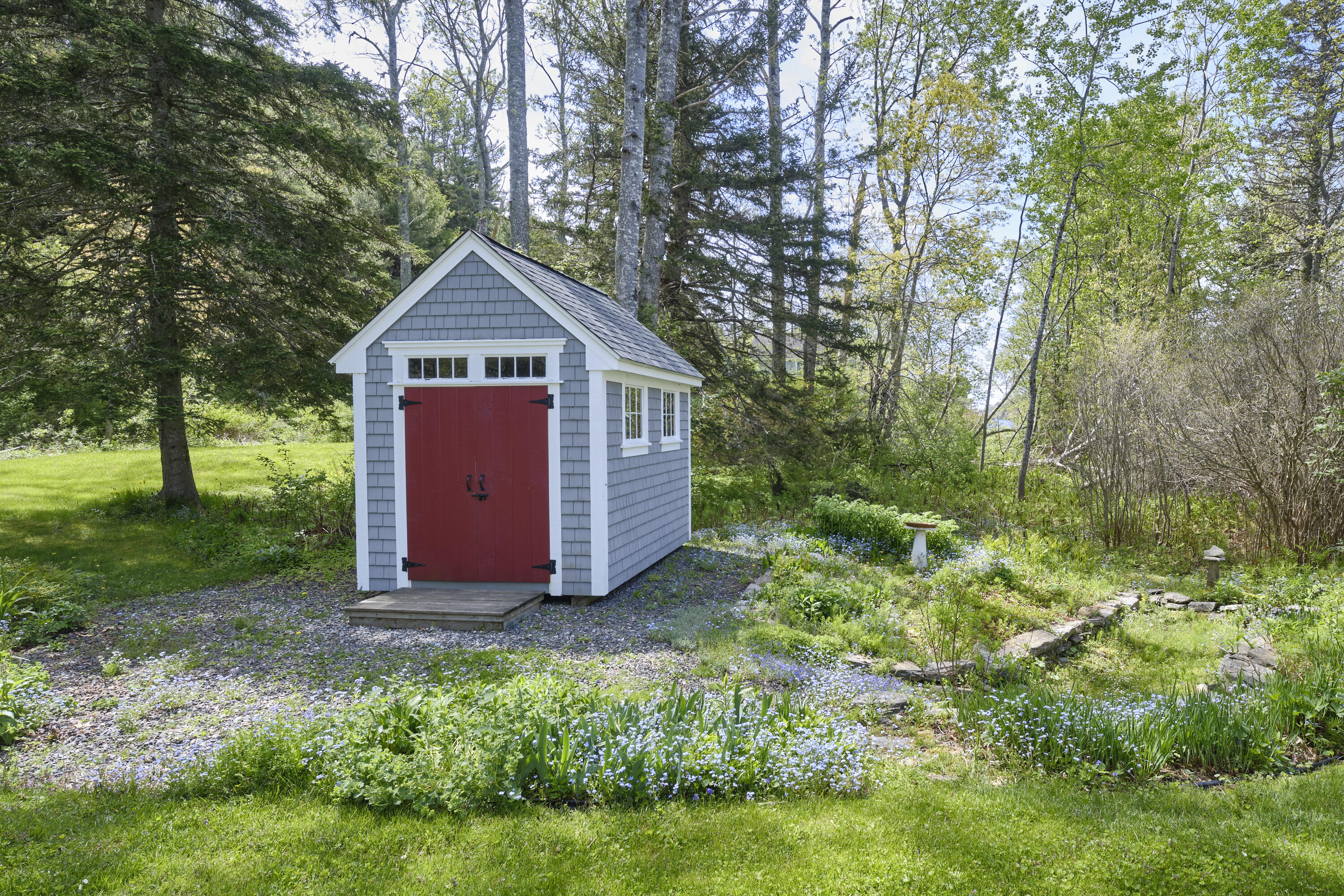 124 Lakeview & Lot 13 Lakeview Road