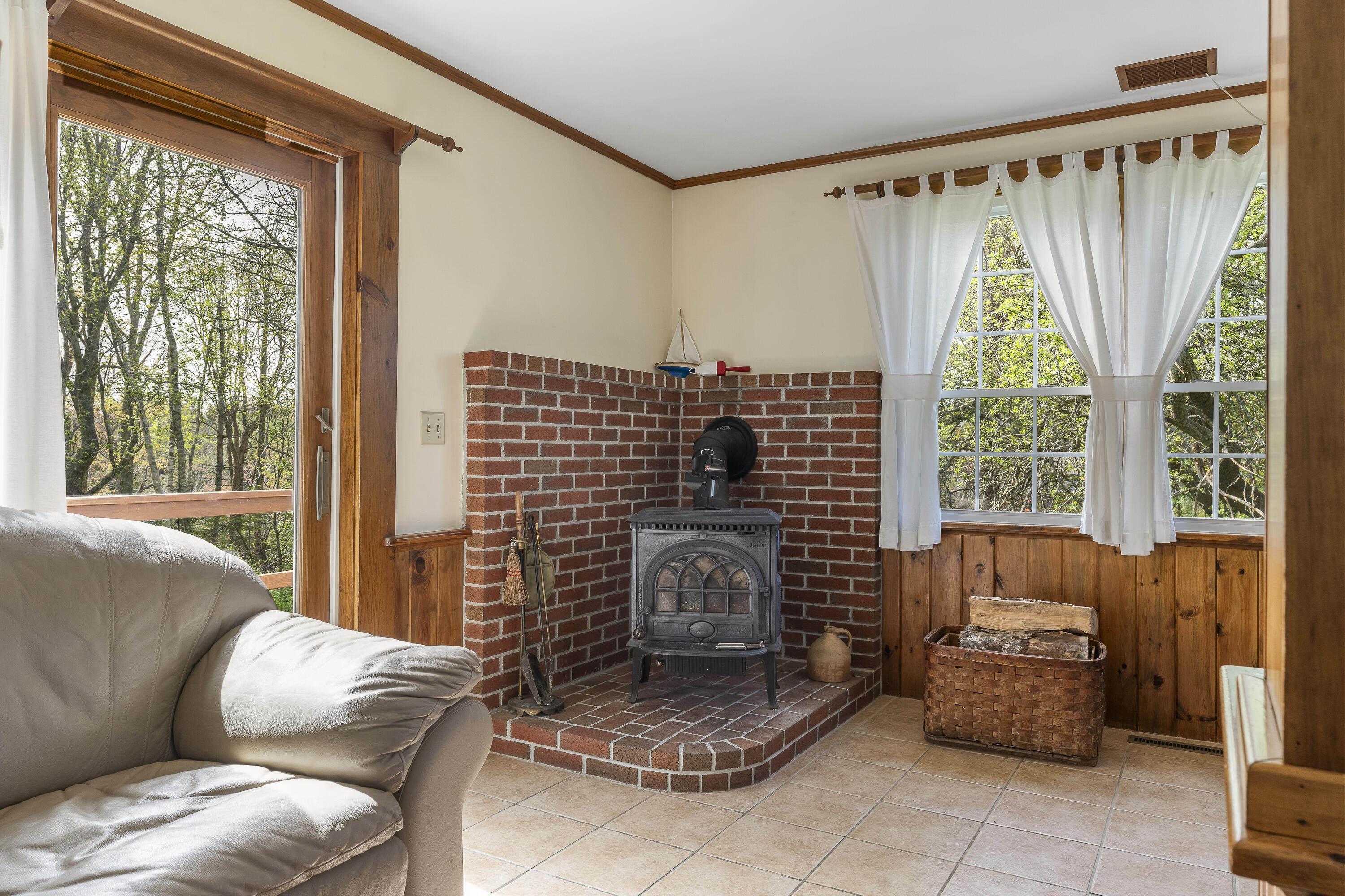 2828 Bristol Road