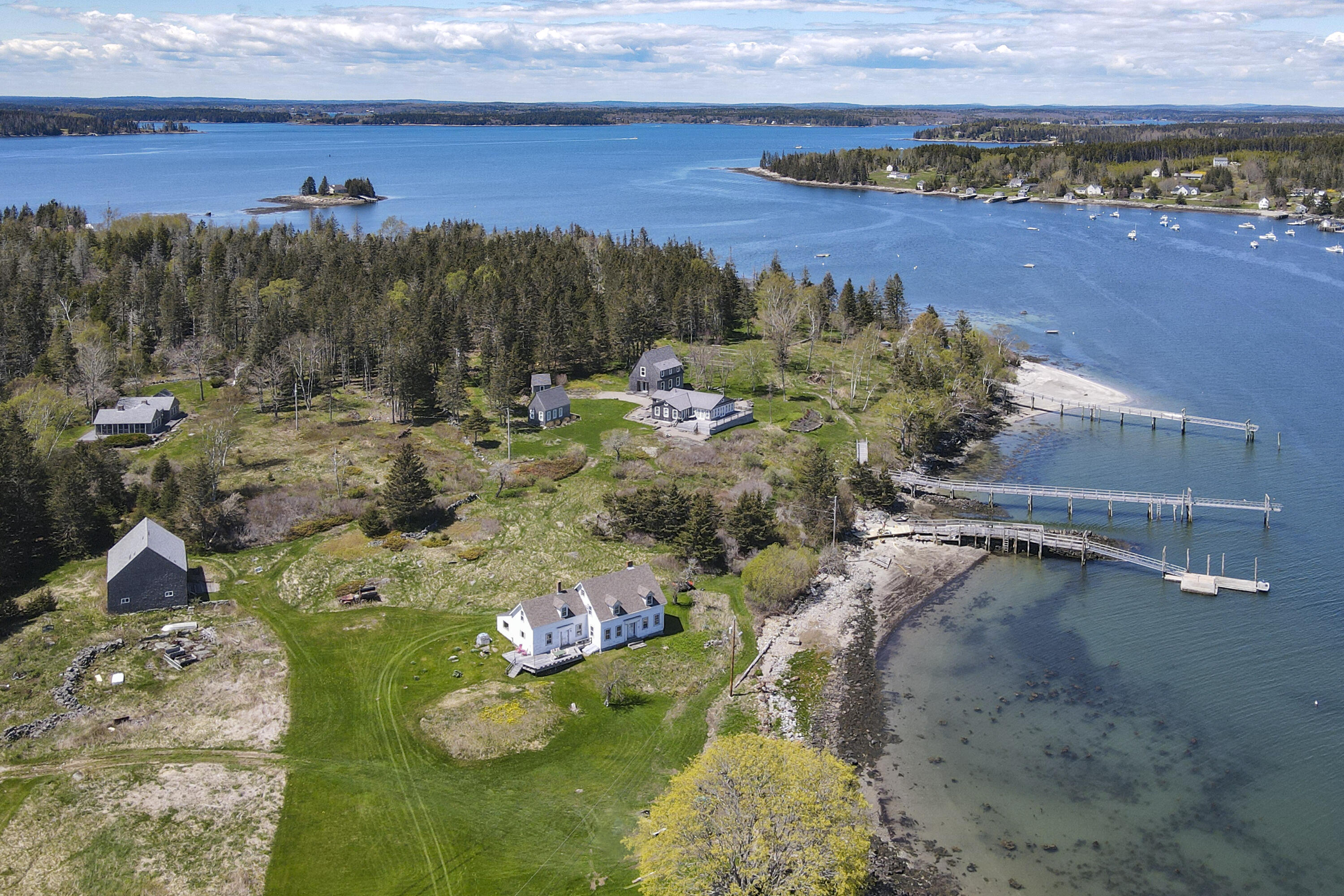 11 Hupper Island