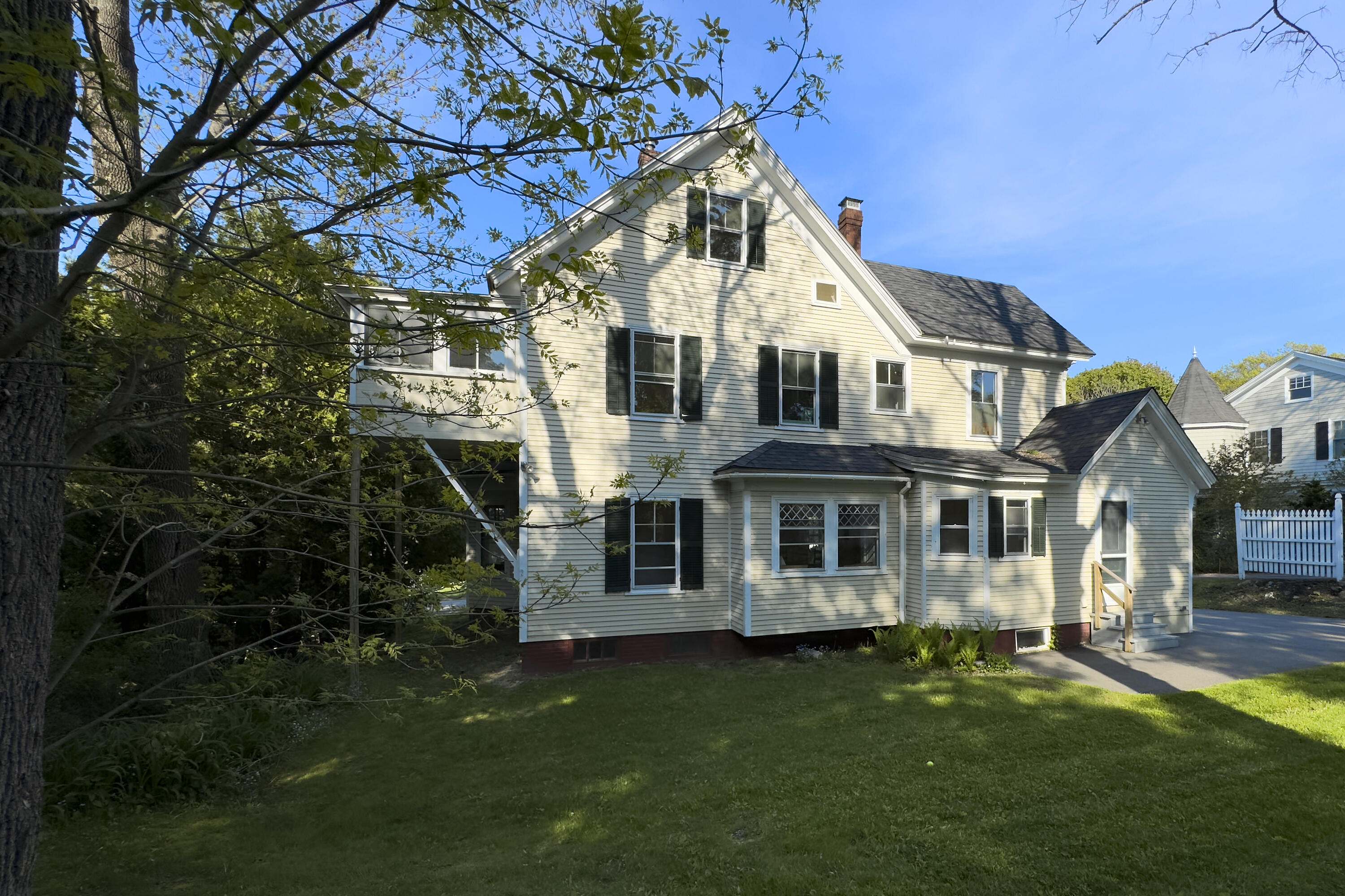 85 Bay View Street