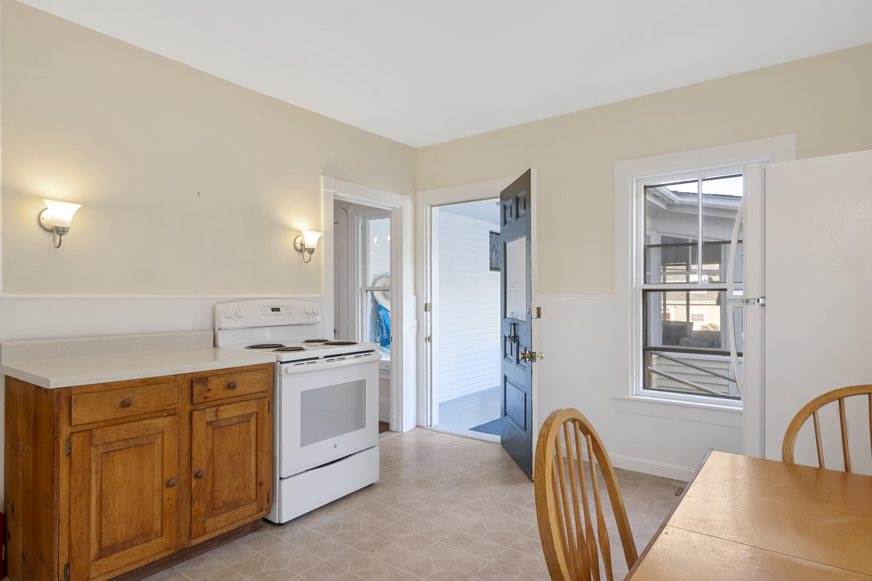 85 Bay View Street