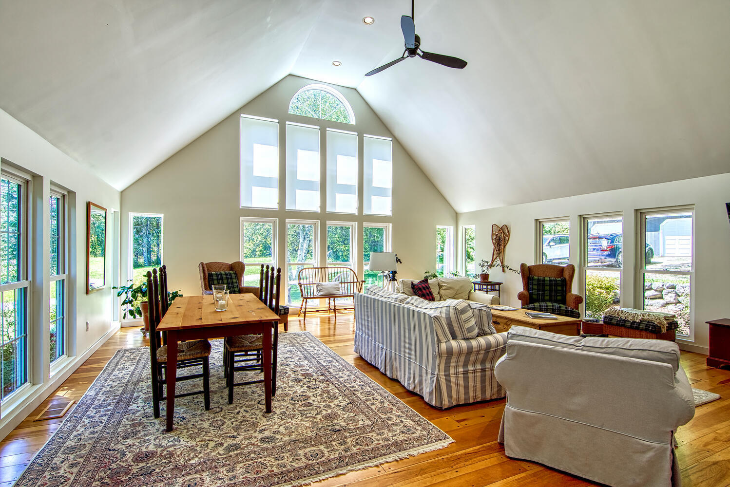 924 Bay Road