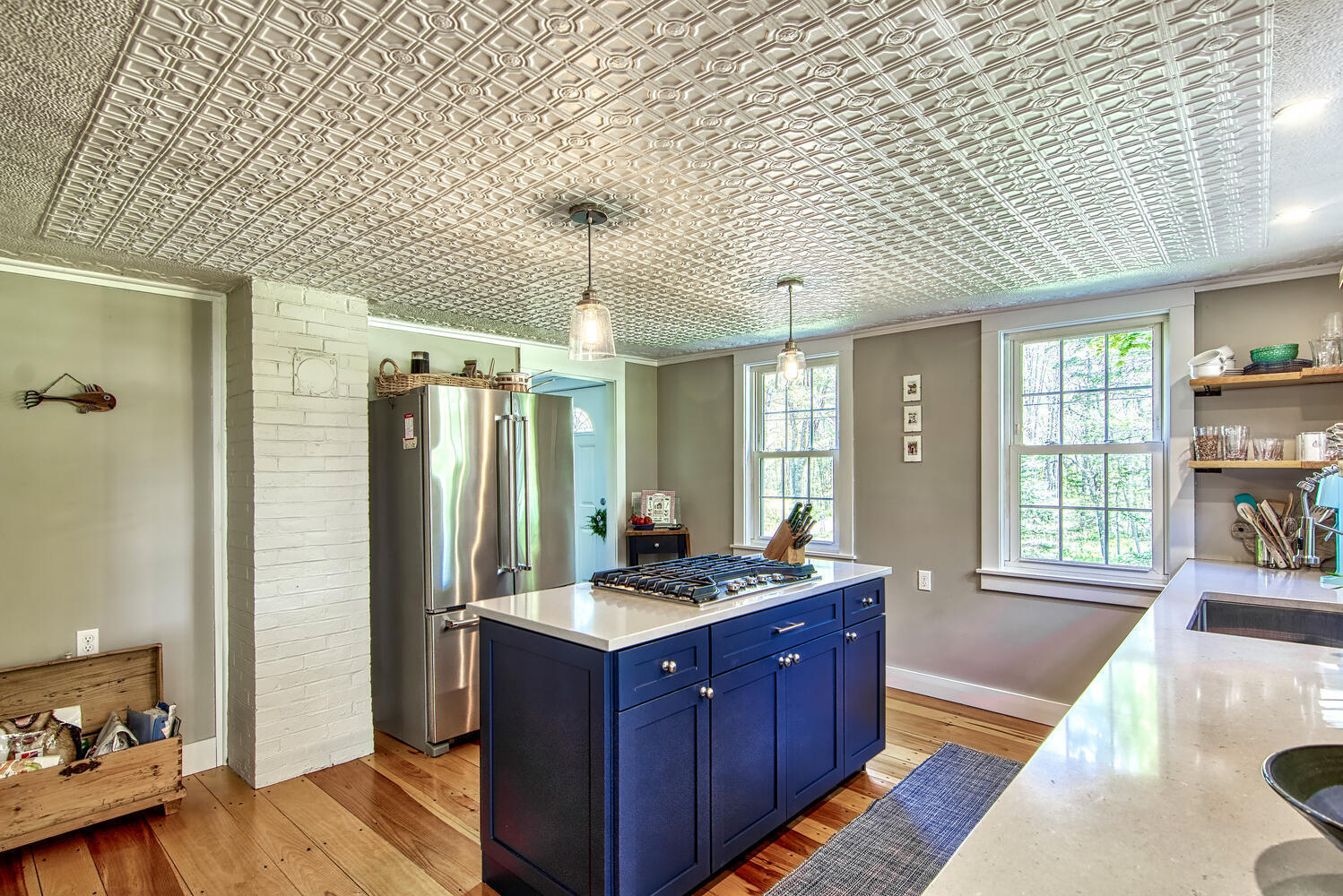 924 Bay Road