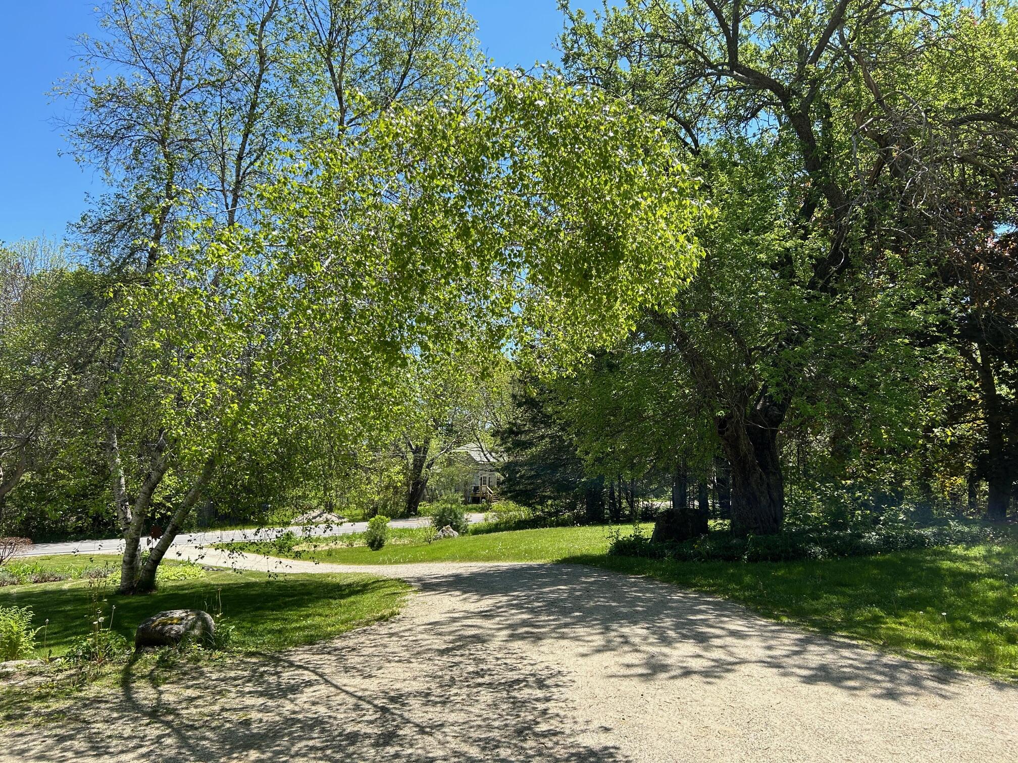 924 Bay Road