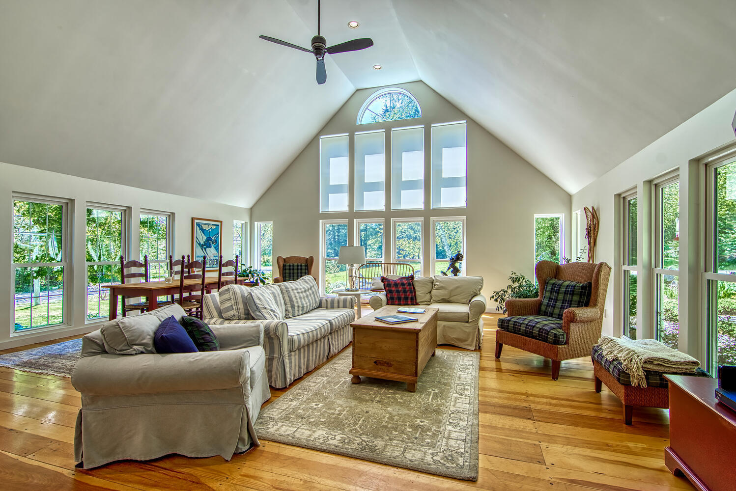 924 Bay Road