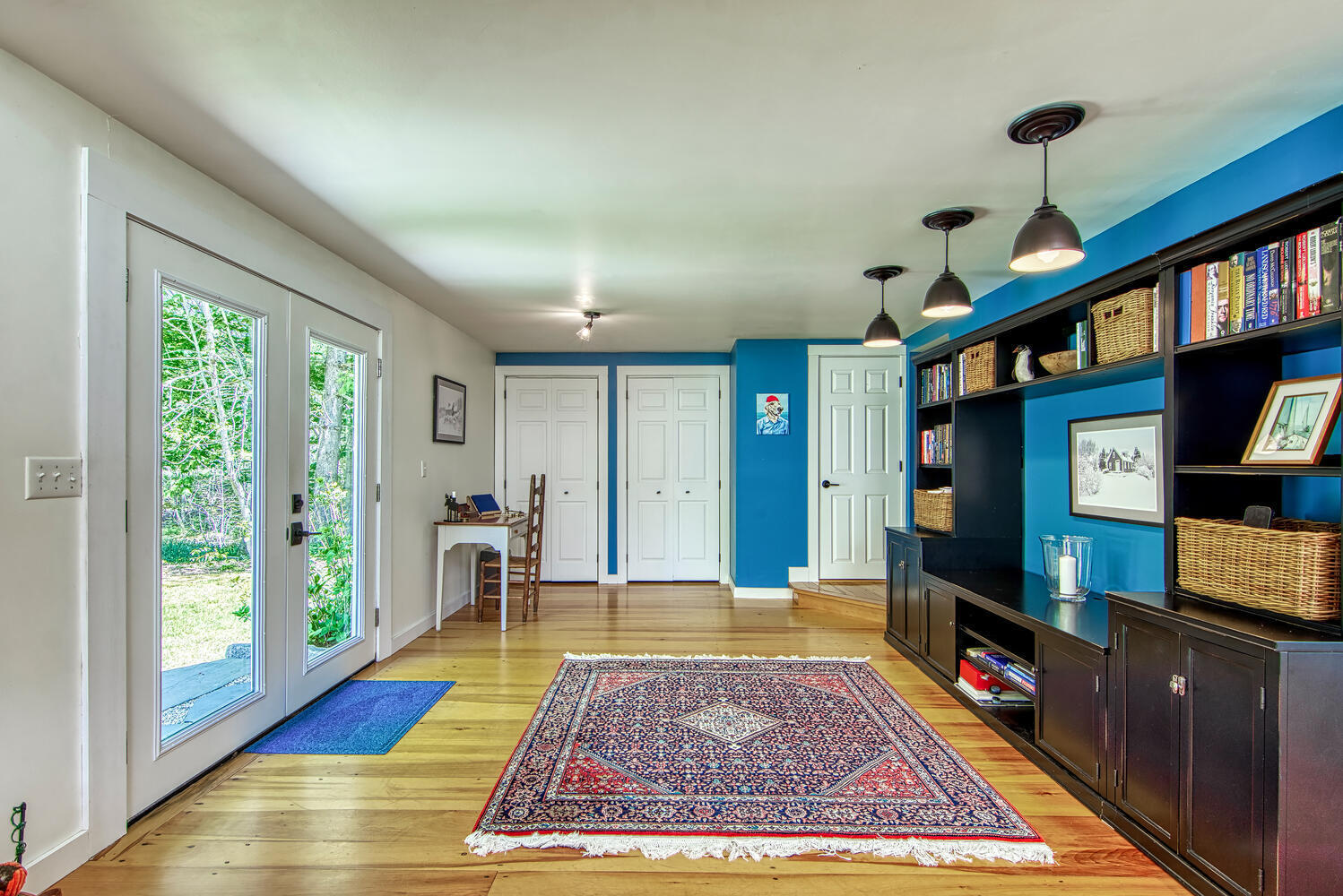 924 Bay Road