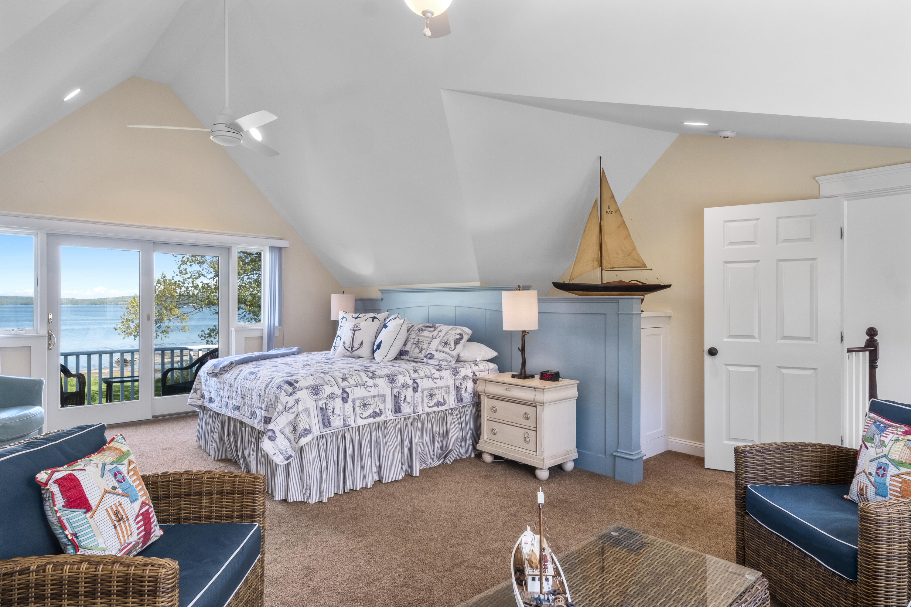 601 Back Cove