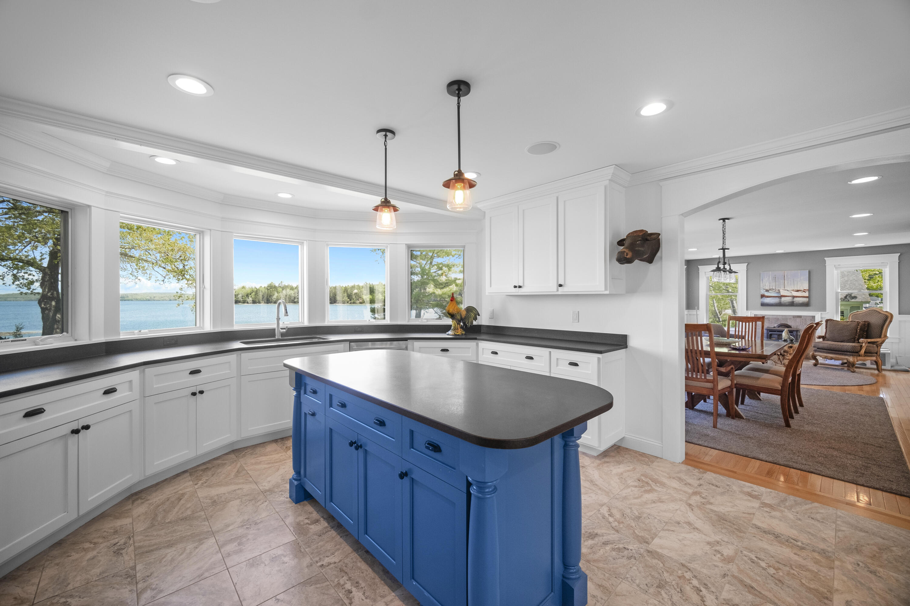 601 Back Cove