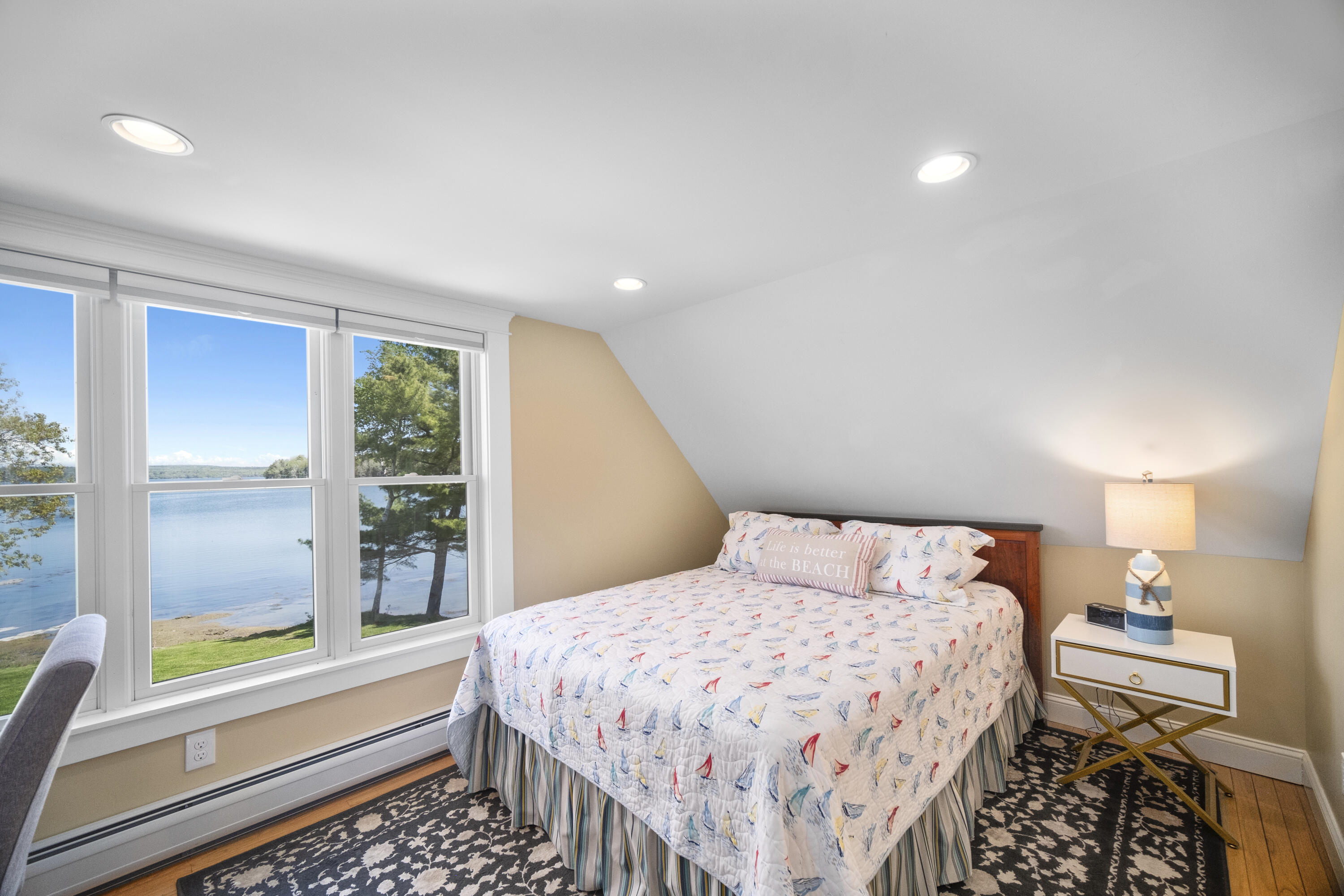 601 Back Cove