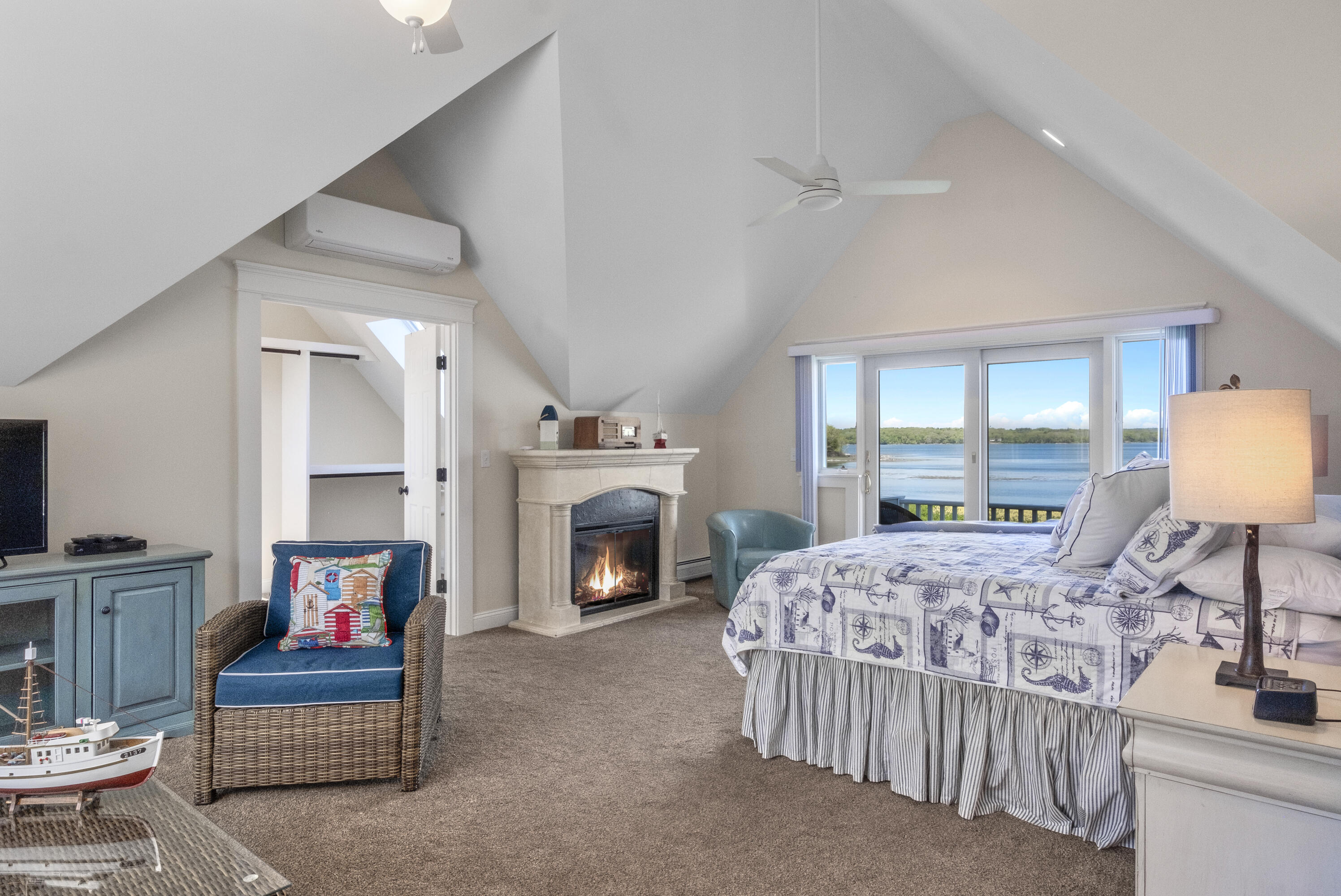 601 Back Cove