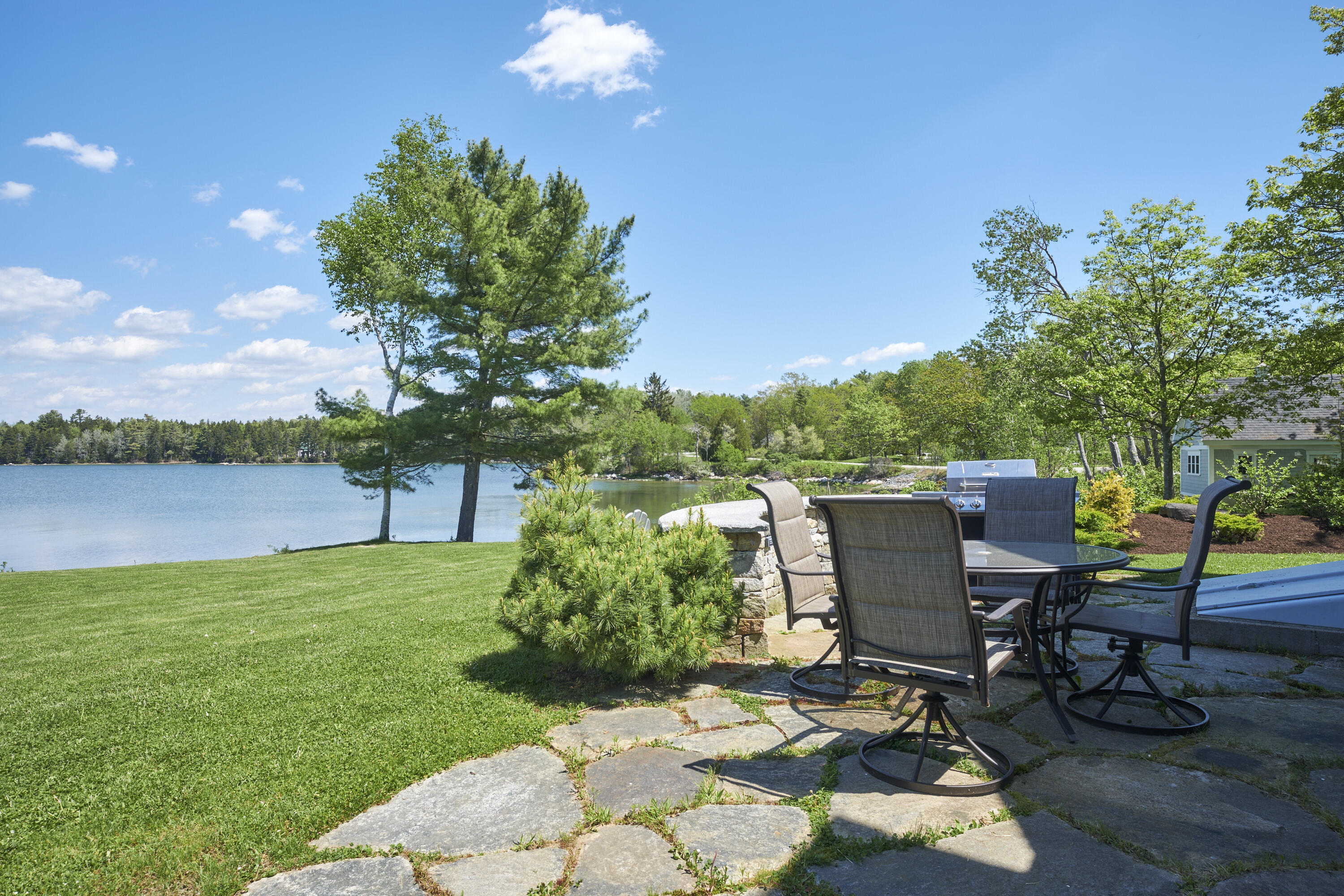 601 Back Cove