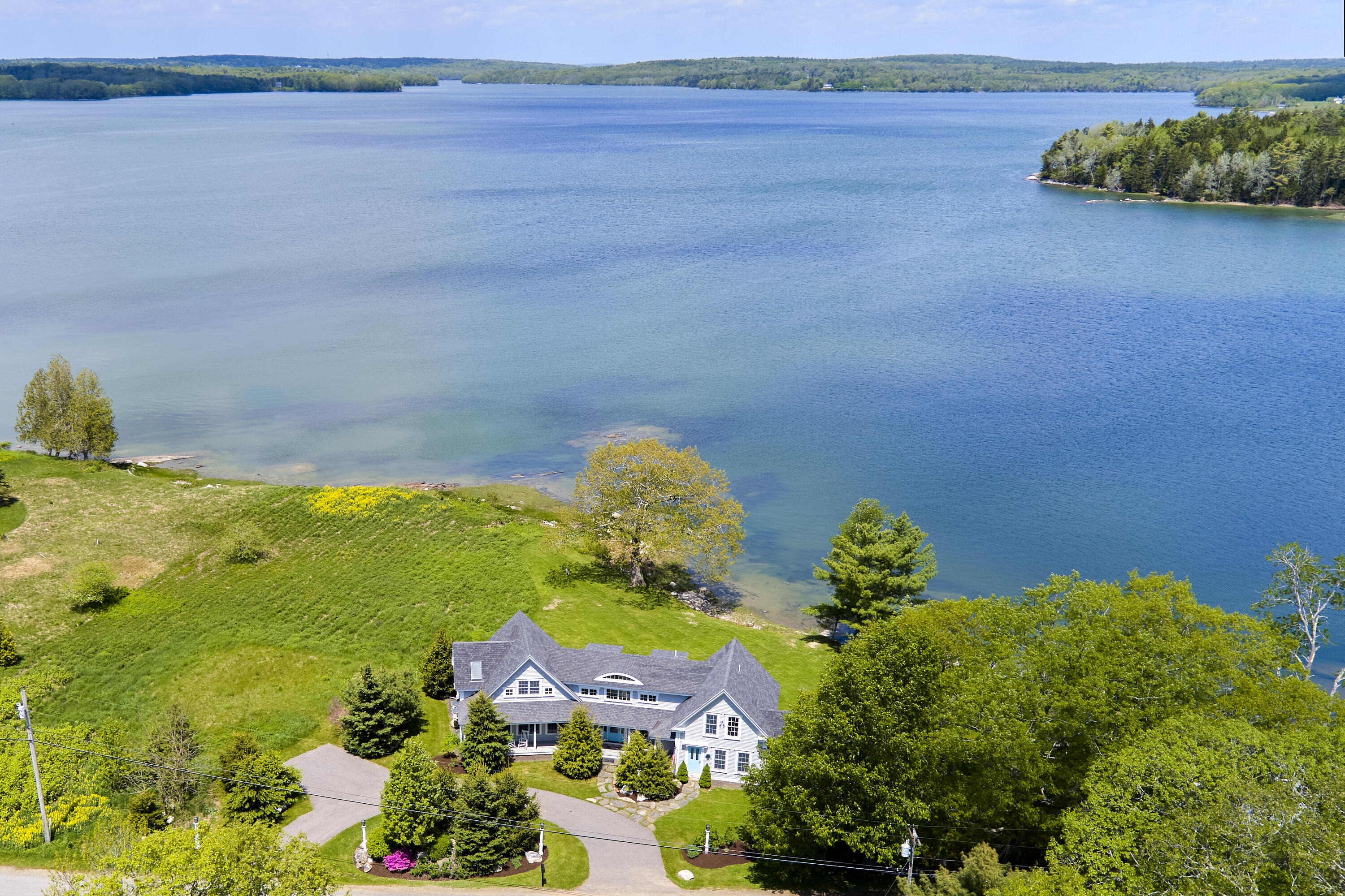 601 Back Cove