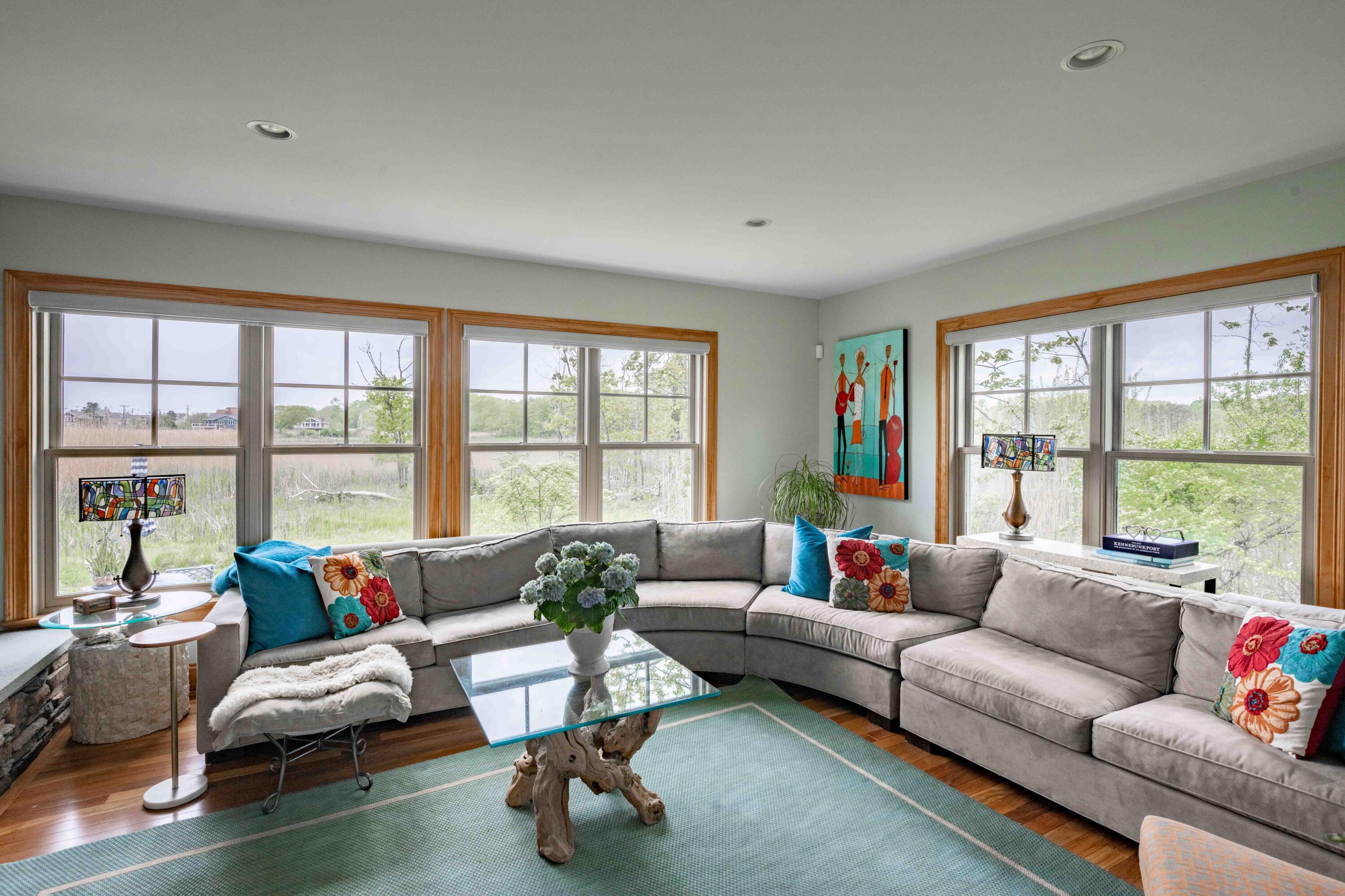 8 Peninsula Drive