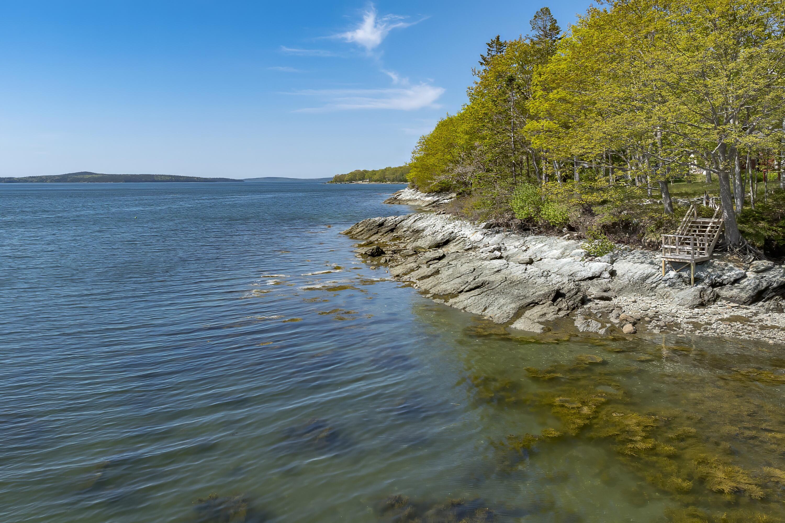 674 Oak Point Road