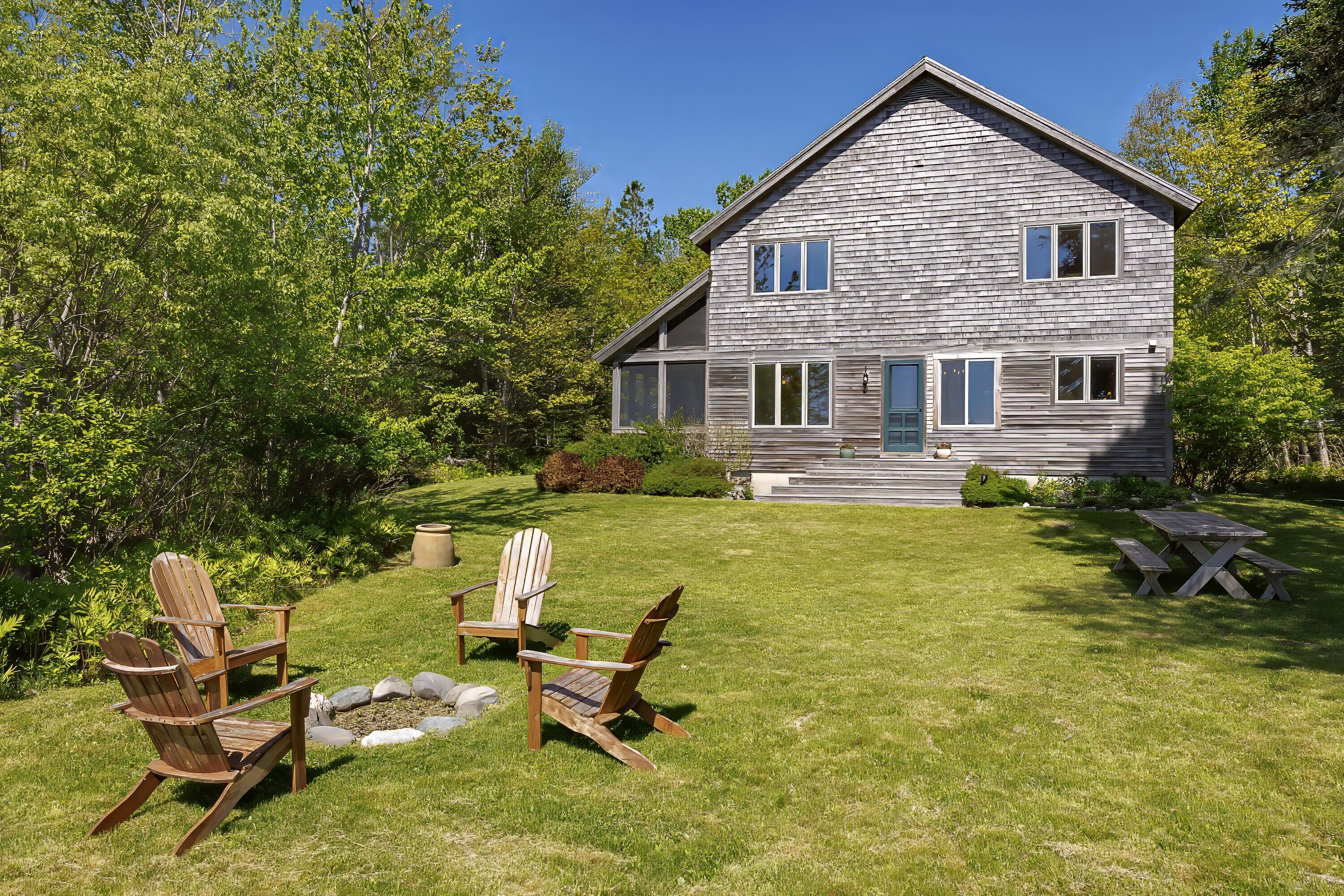 674 Oak Point Road