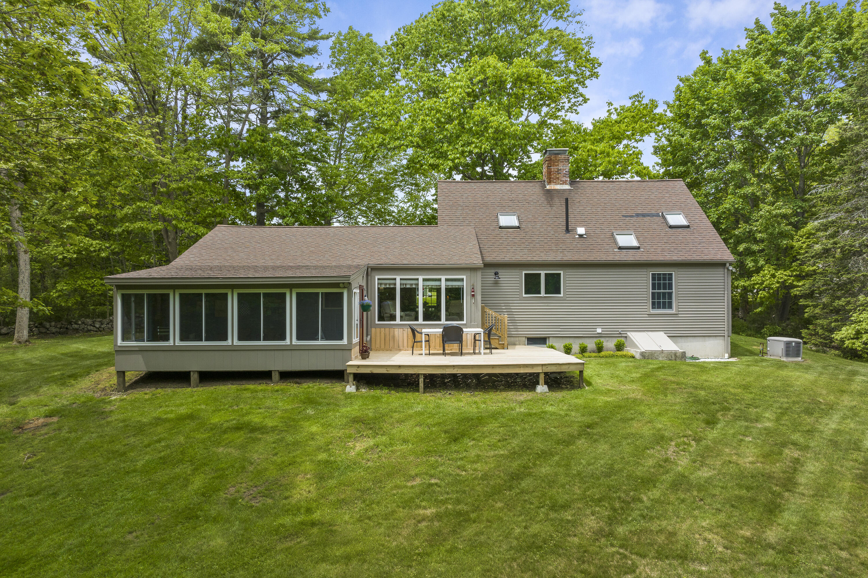 46 Stonewyck Lane