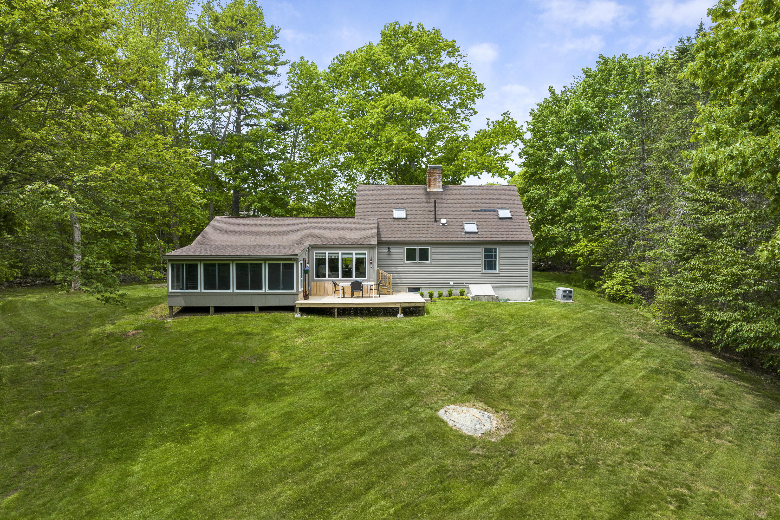 46 Stonewyck Lane
