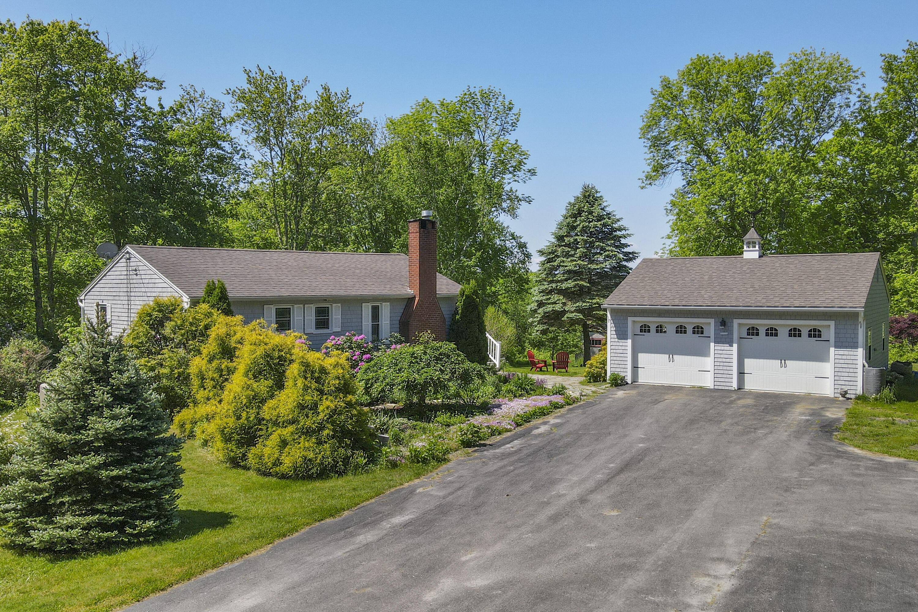 1110 Middle Road