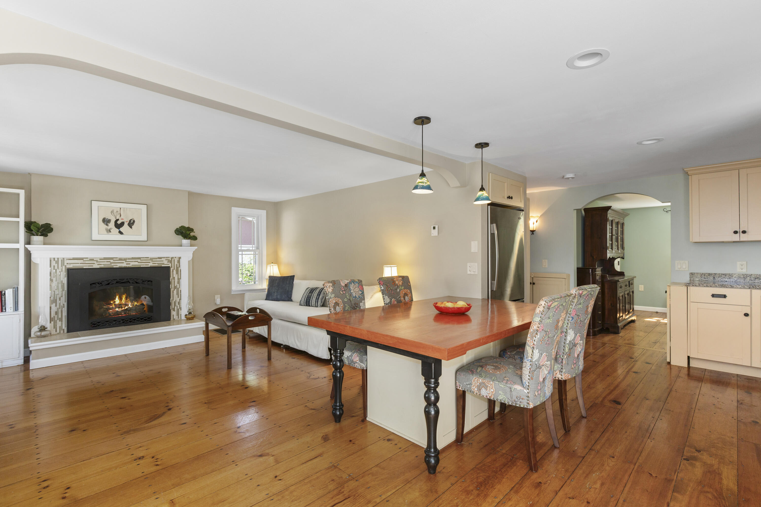 1110 Middle Road