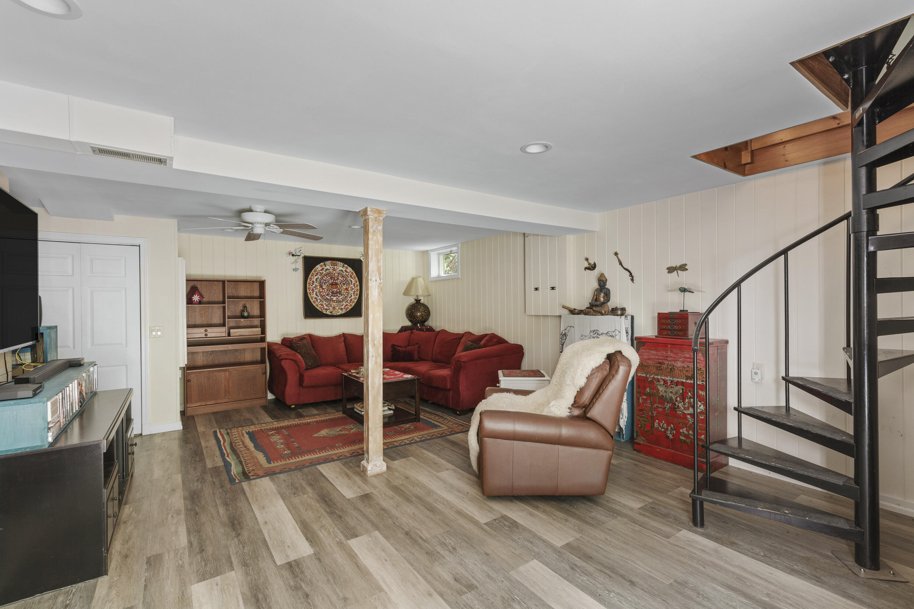 1110 Middle Road