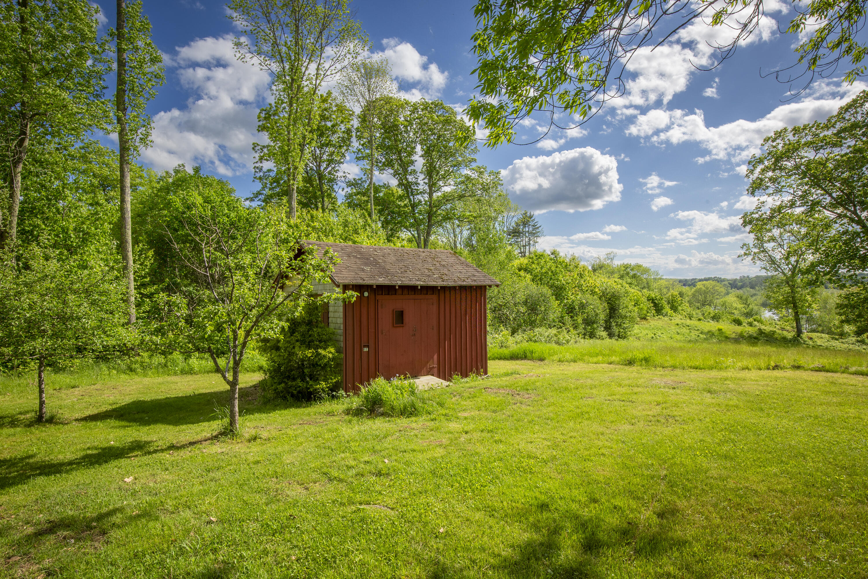 1110 Middle Road