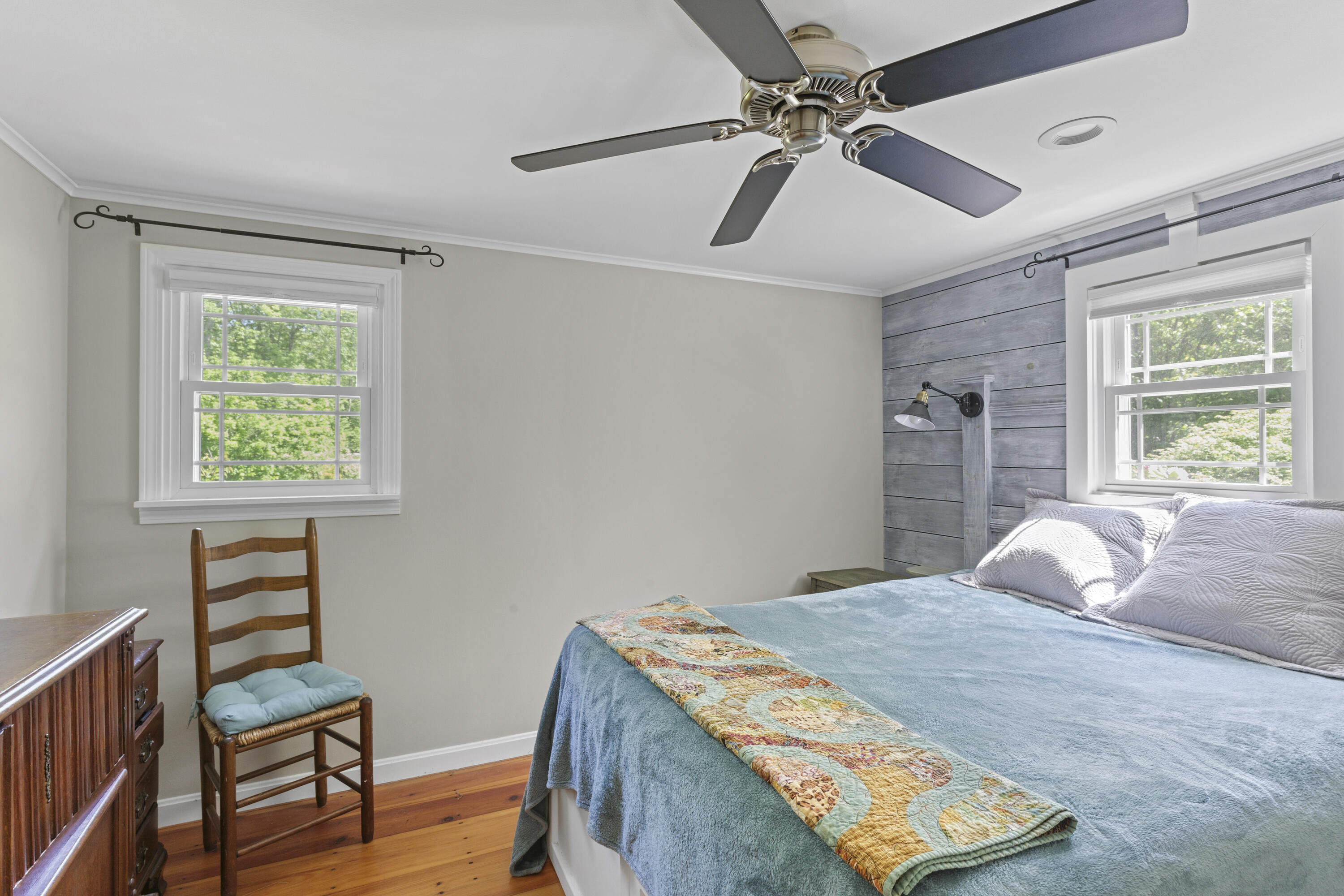 1110 Middle Road