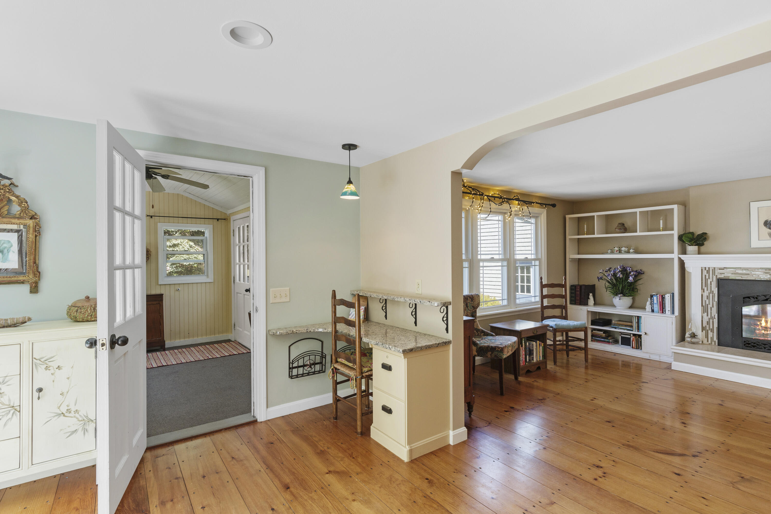 1110 Middle Road