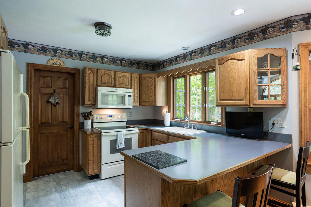 3 Deacon Drive