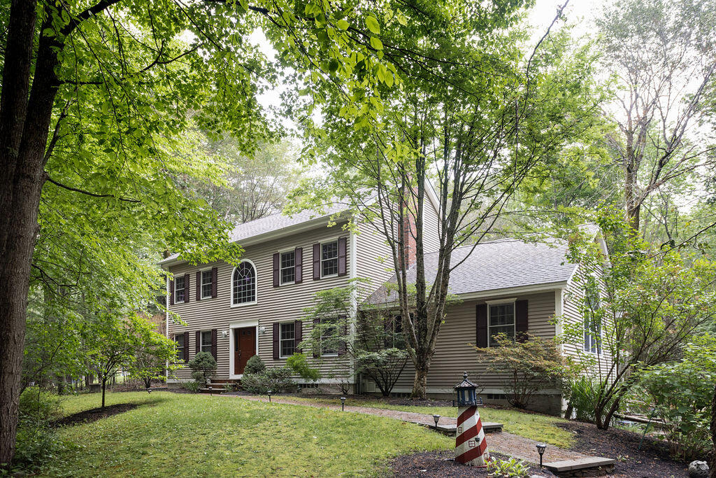 3 Deacon Drive