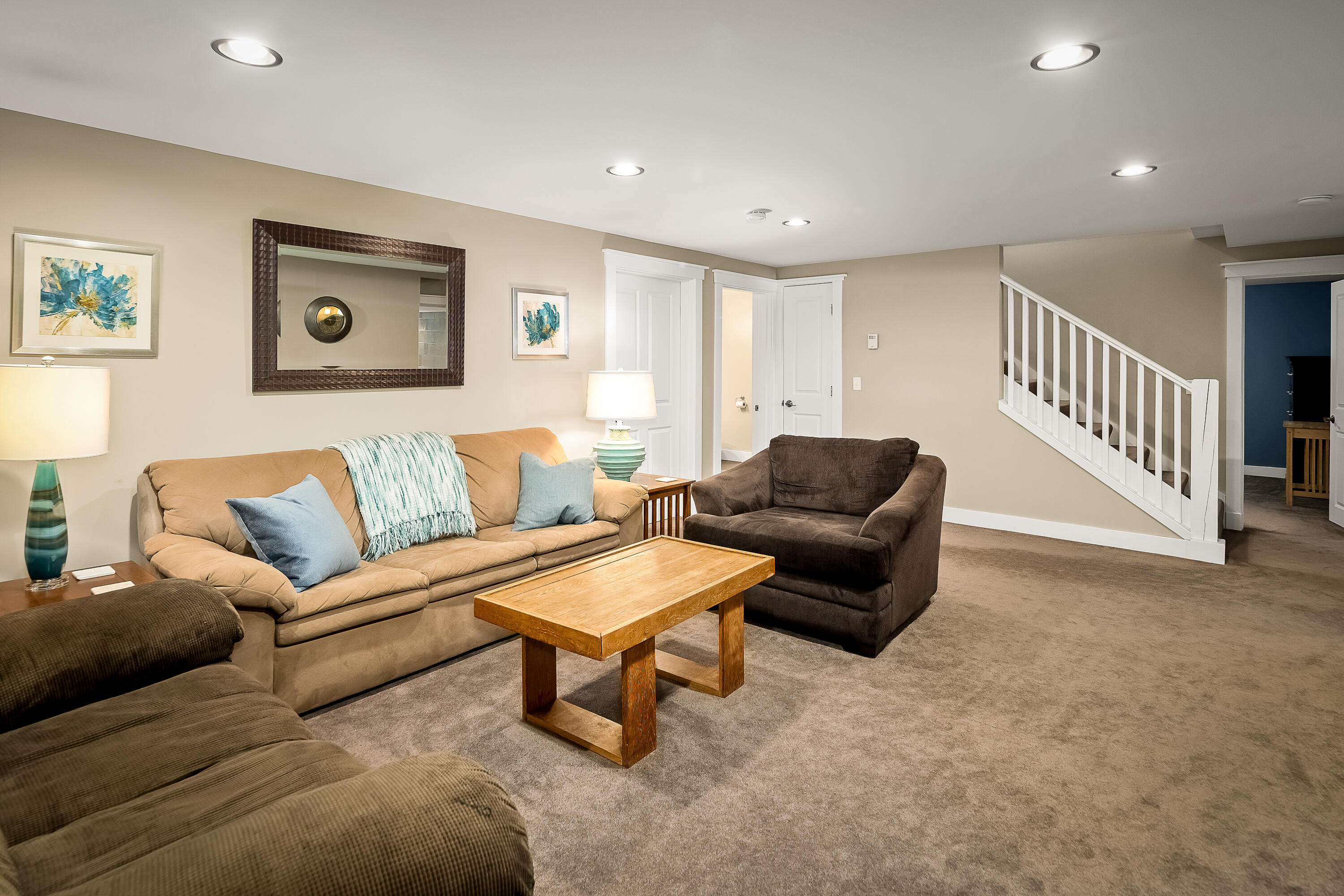 24 Soaring Eagle Point