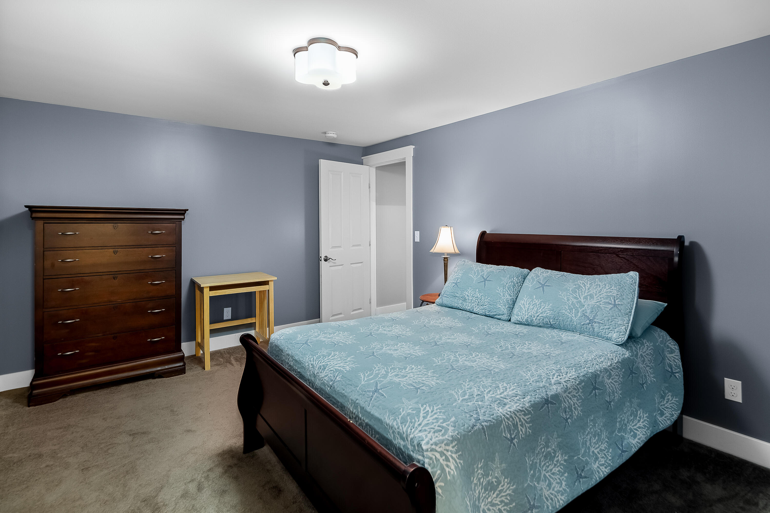24 Soaring Eagle Point