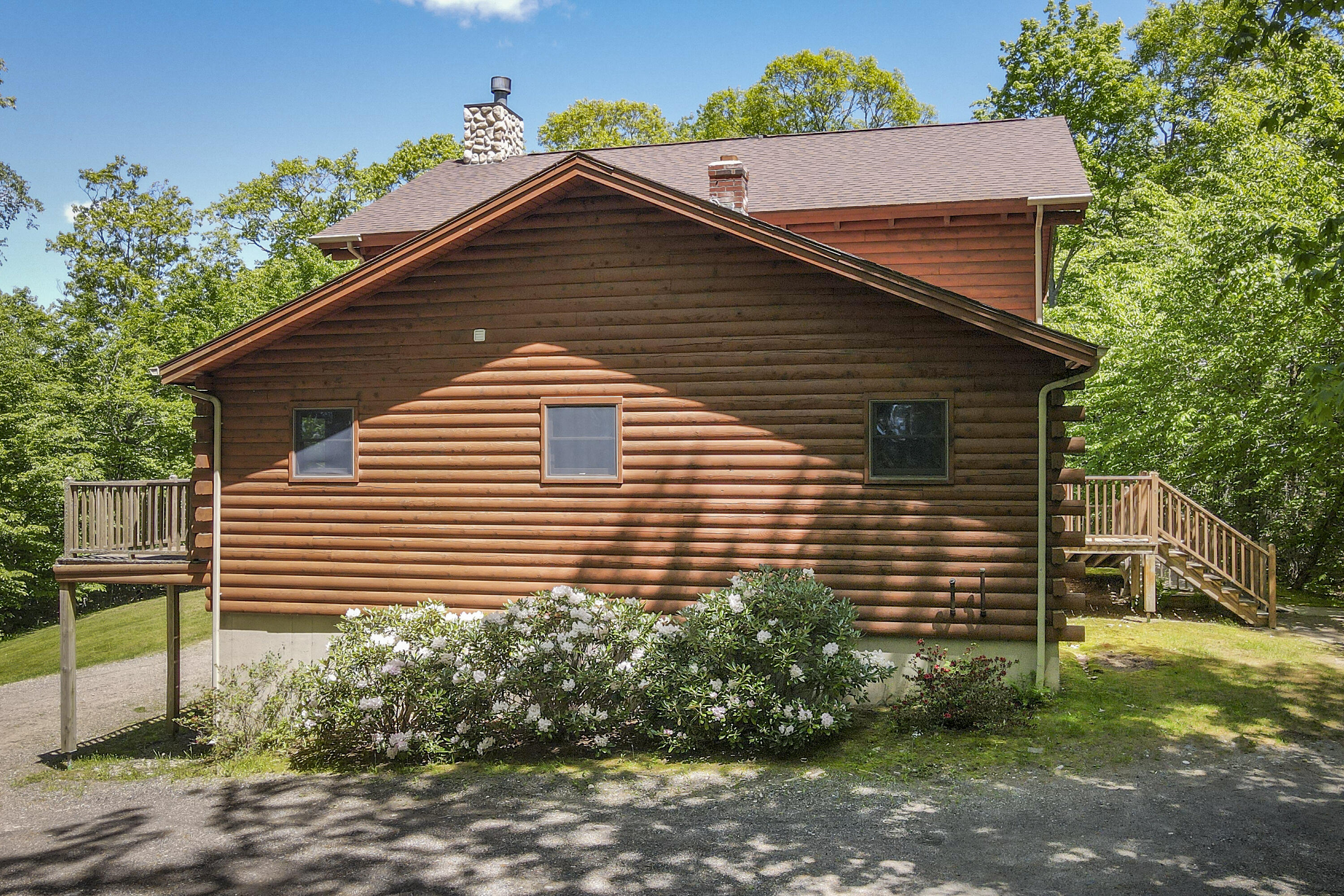 137 Rock School House Road