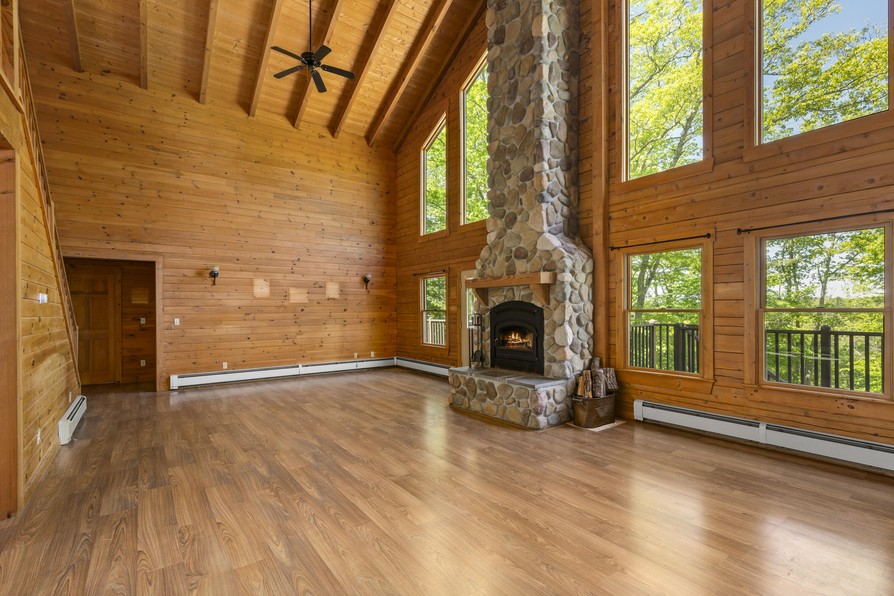 137 Rock School House Road
