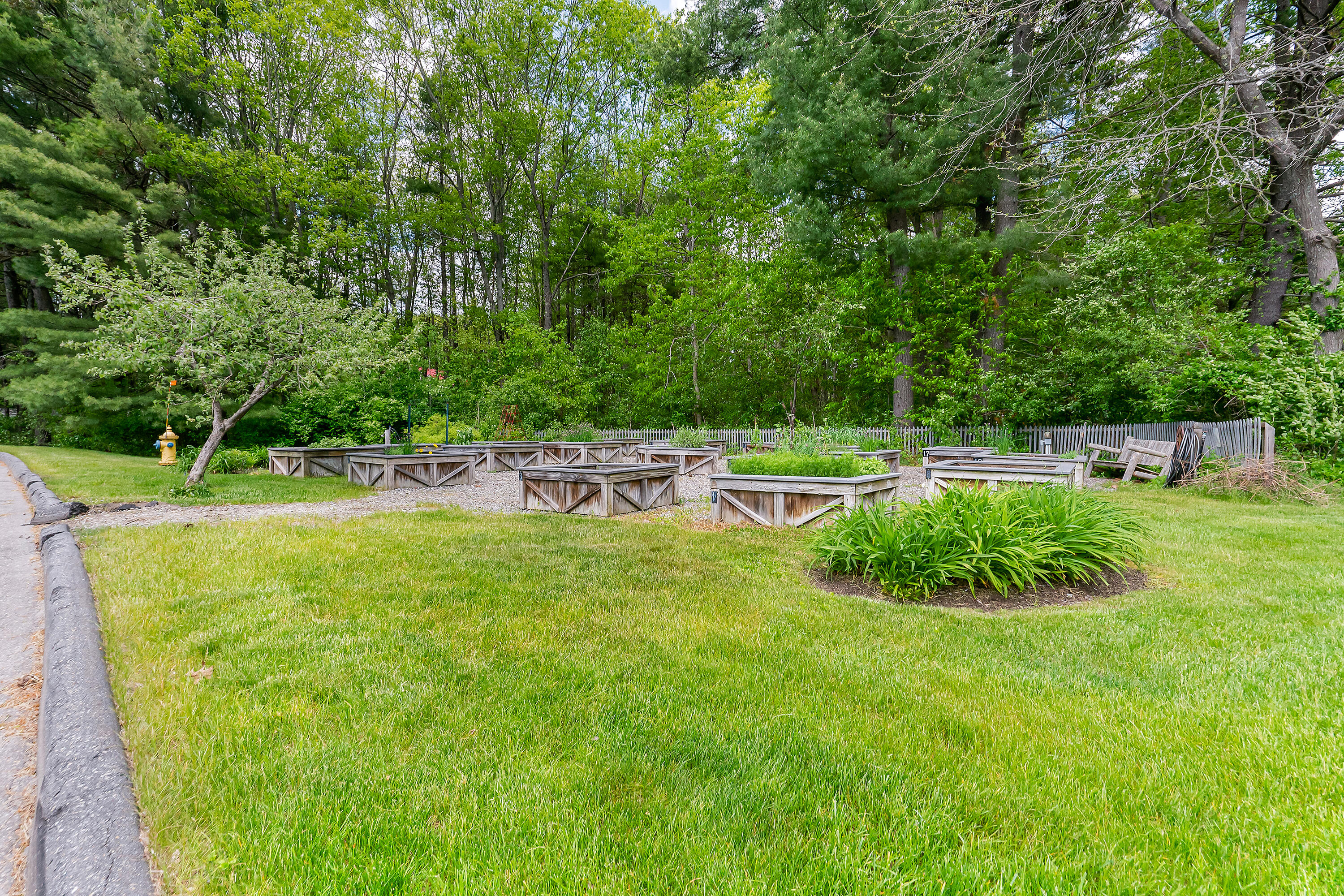 2 Sweetfern Lane, 2