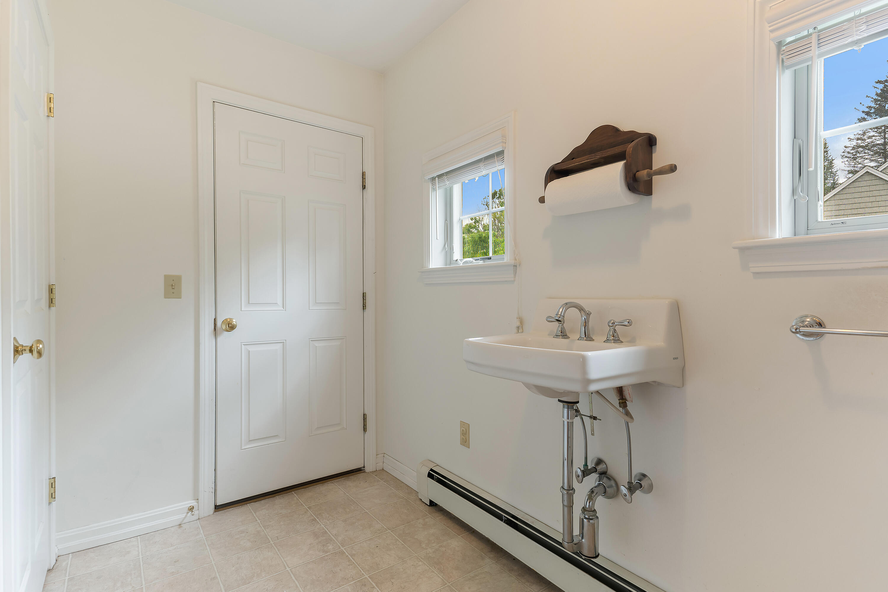 2 Sweetfern Lane, 2