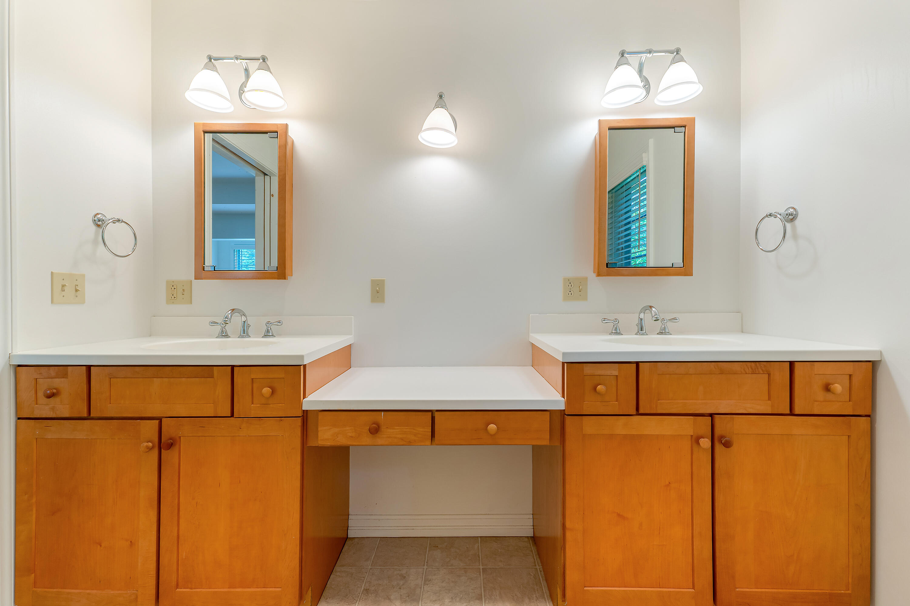 2 Sweetfern Lane, 2