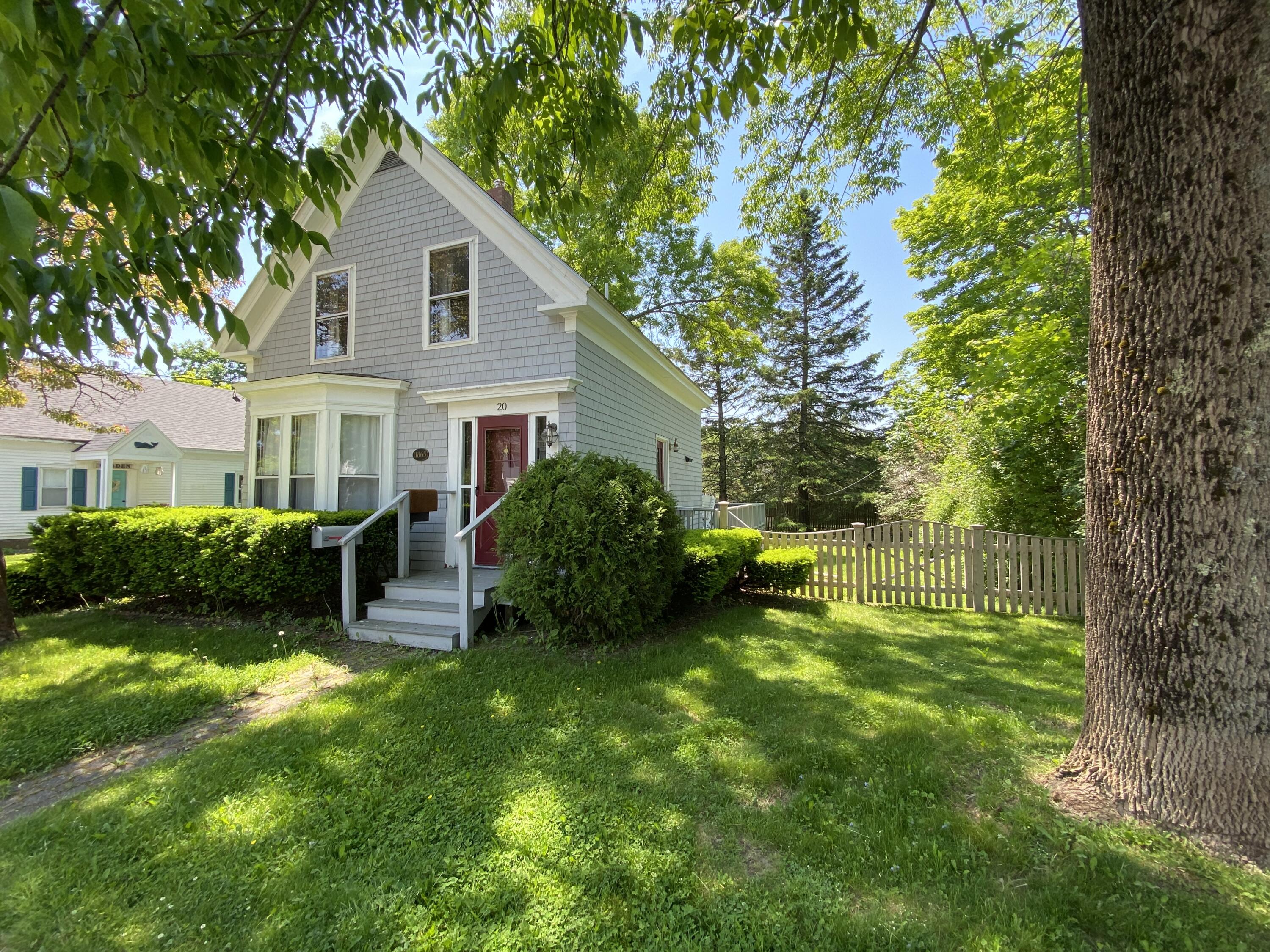 20 Mountain Street
