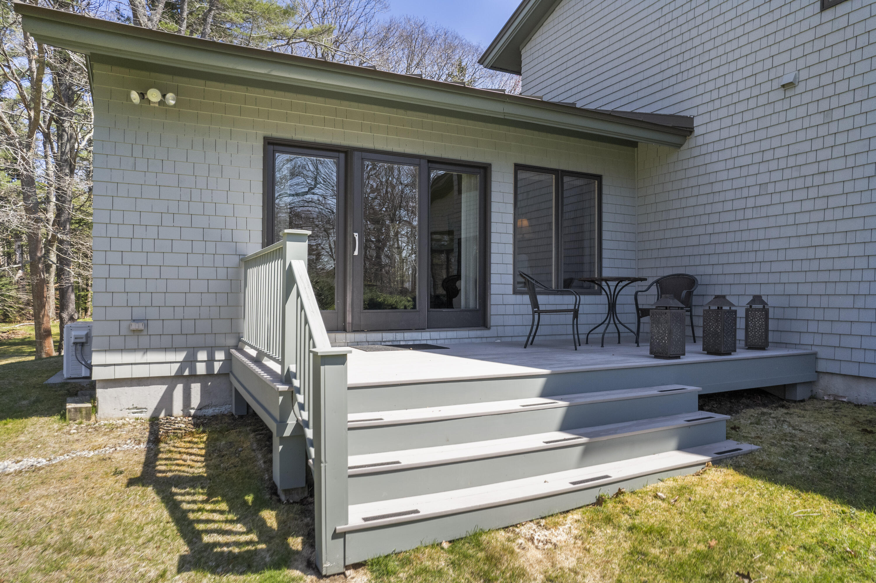 25 Doughty Point Road