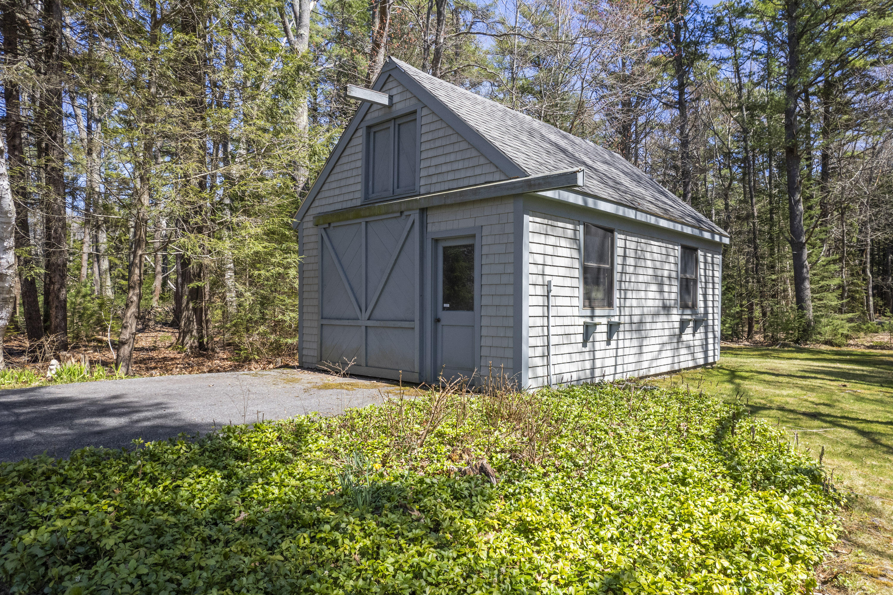 25 Doughty Point Road