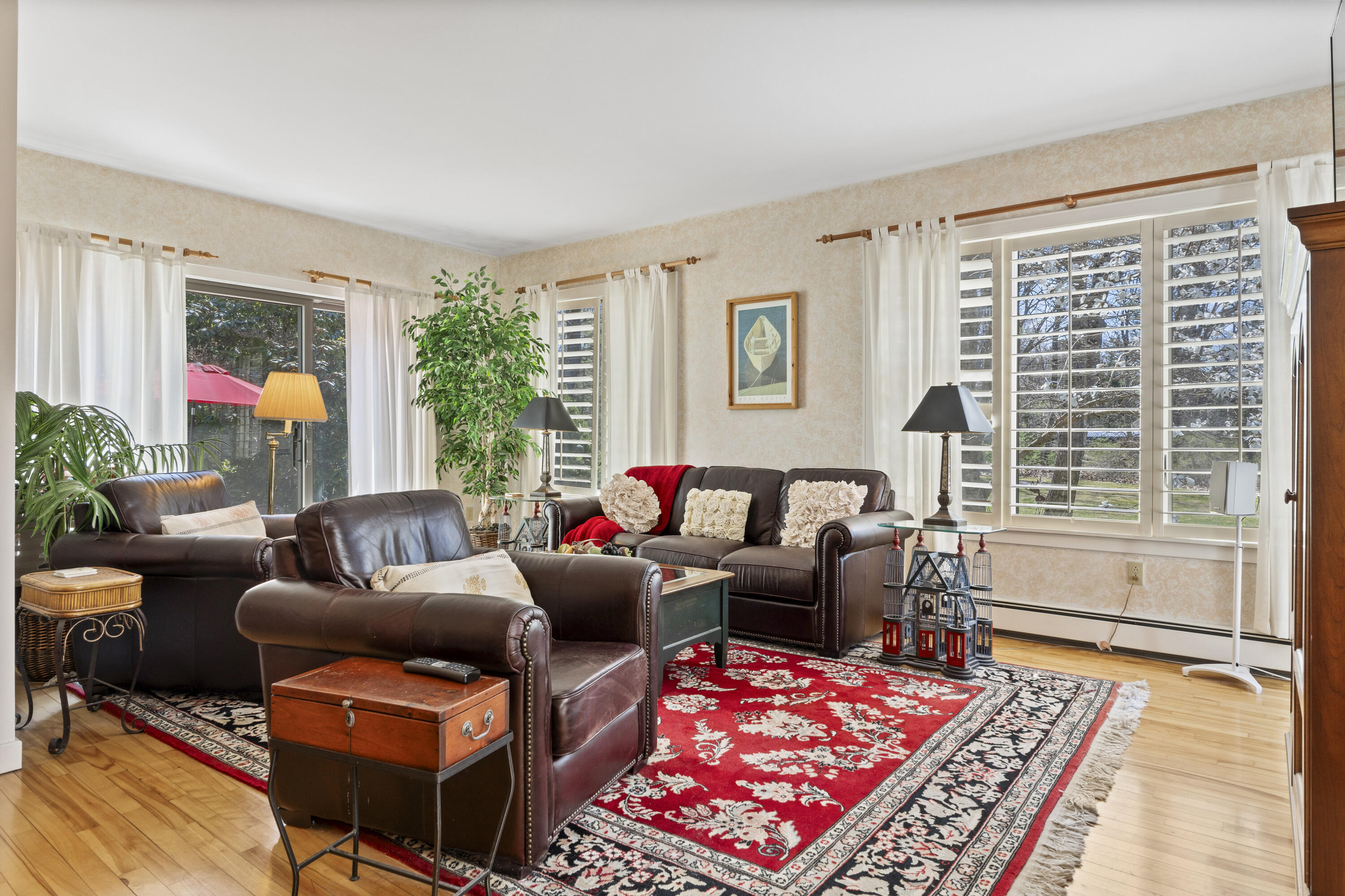 25 Doughty Point Road