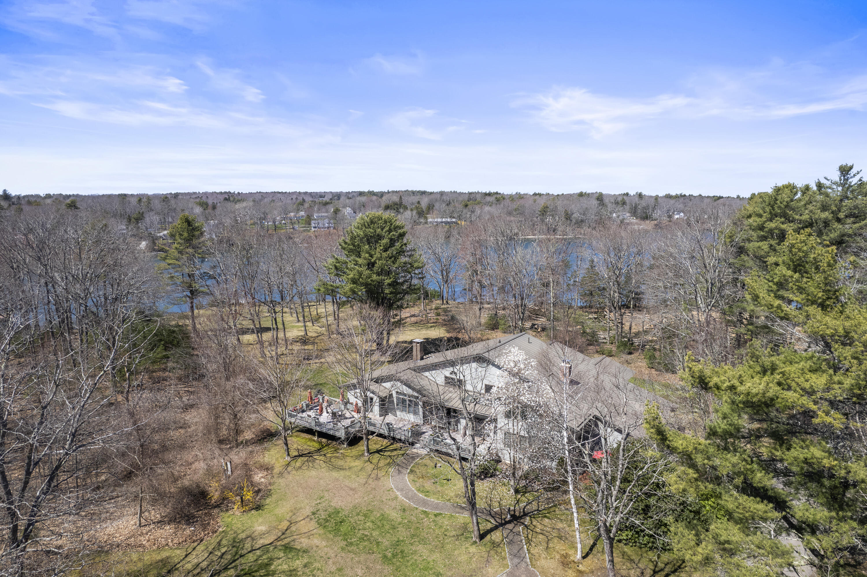 25 Doughty Point Road