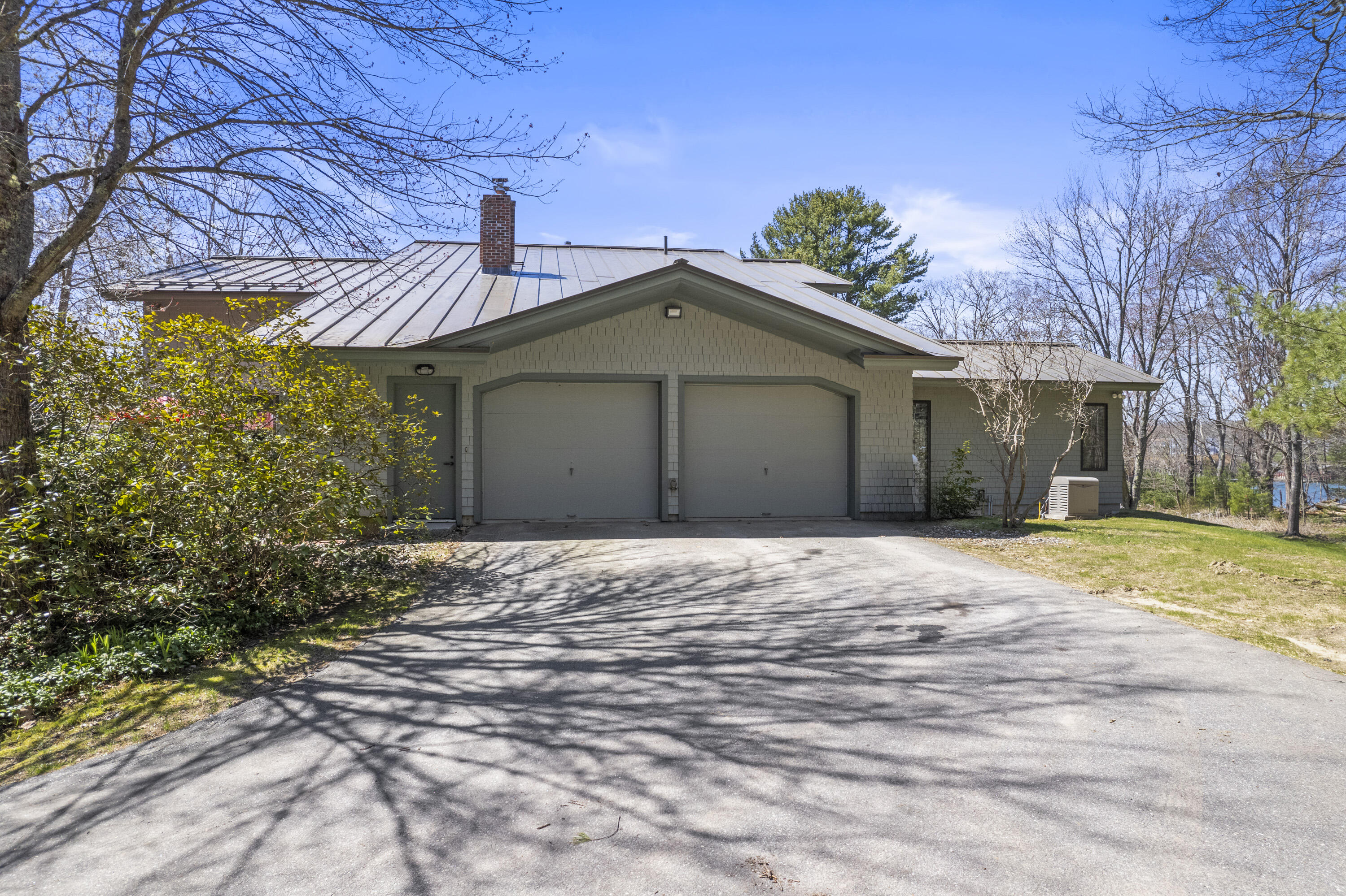 25 Doughty Point Road